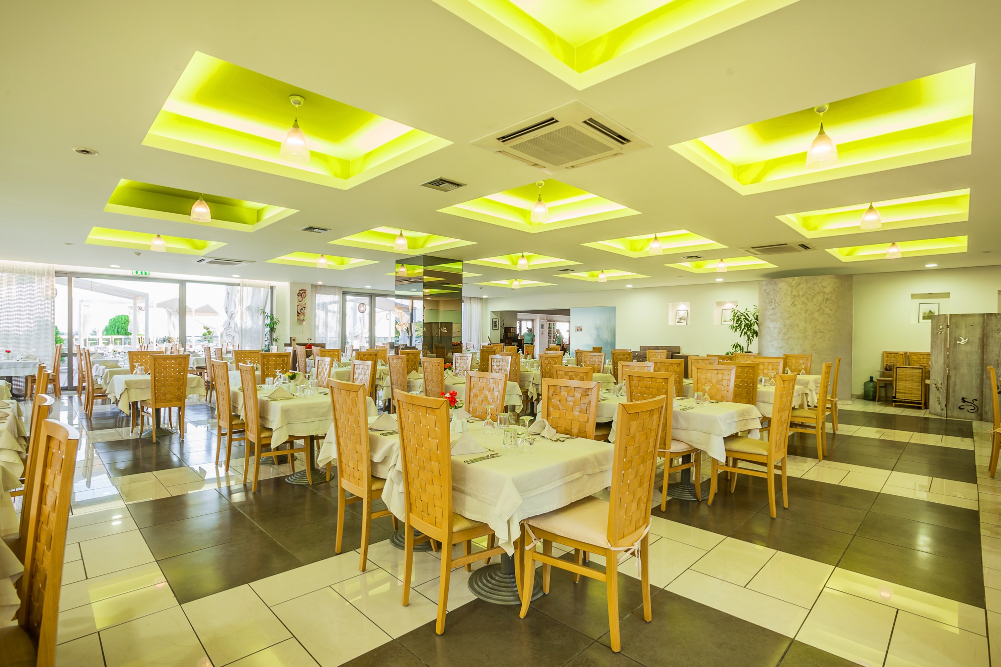 Main Restaurant Elia
