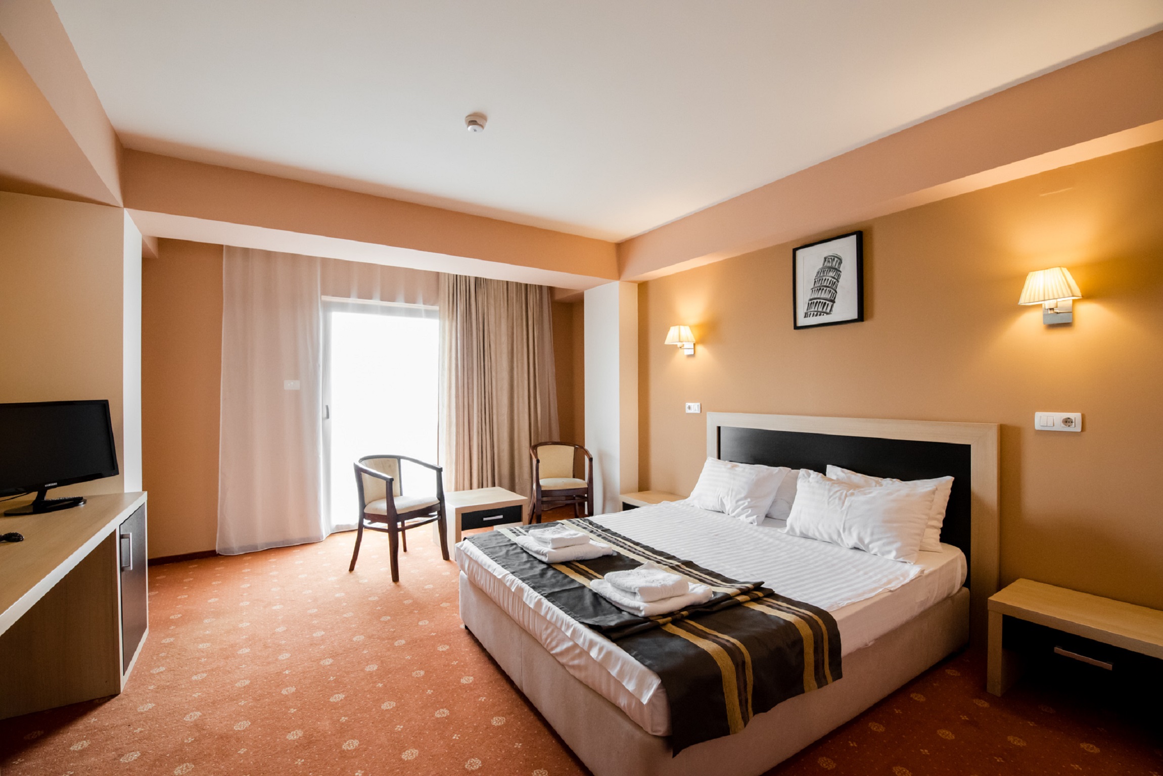 Business King Room with Balcony