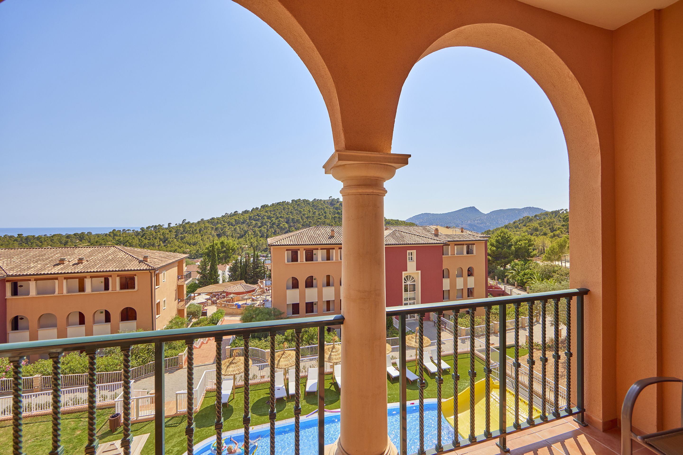 FAMILY ROOM POOL VIEW BALCONY OR TERRACE