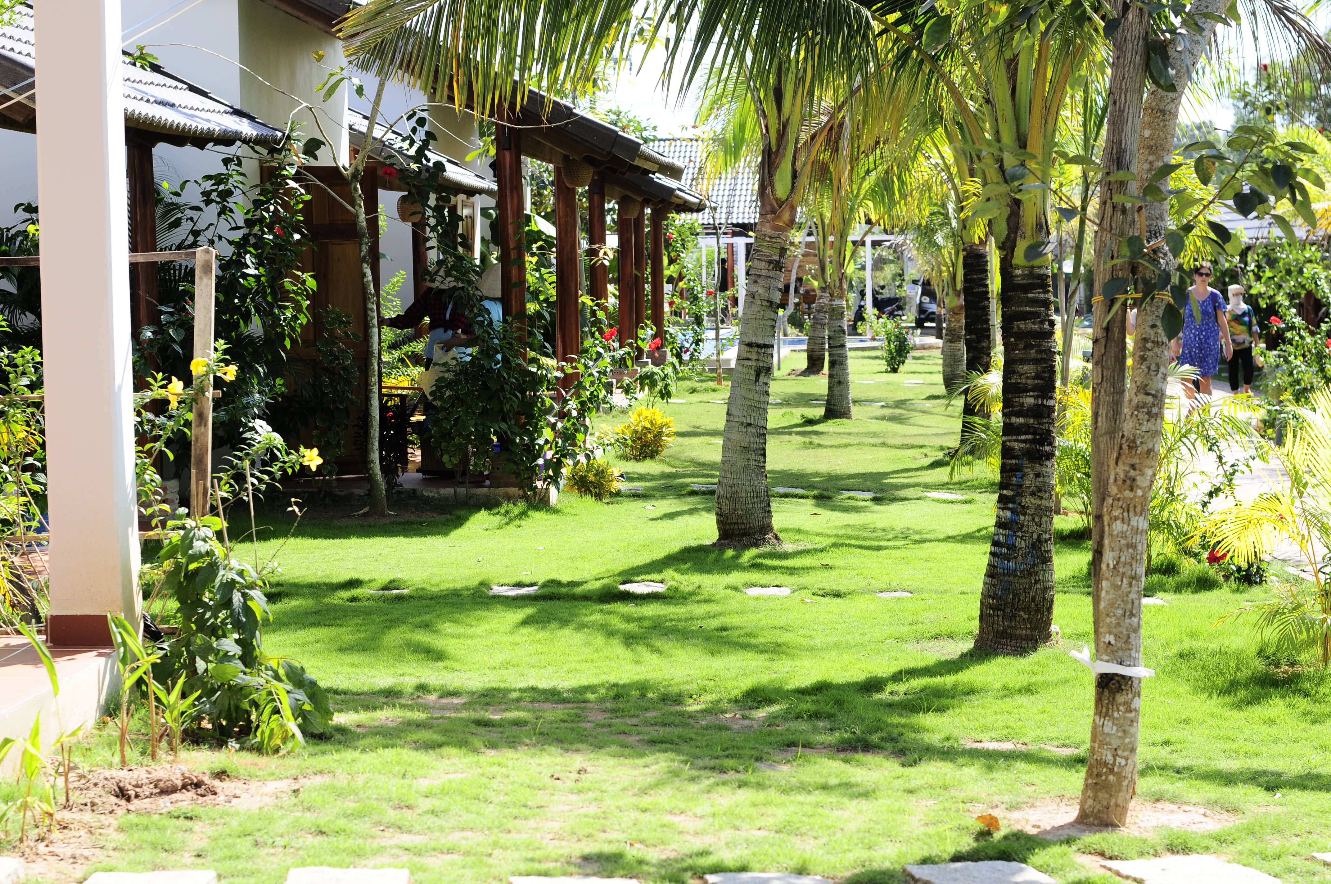 SUPERIOR BUNGALOW GARDEN VIEW WITH BALCONY