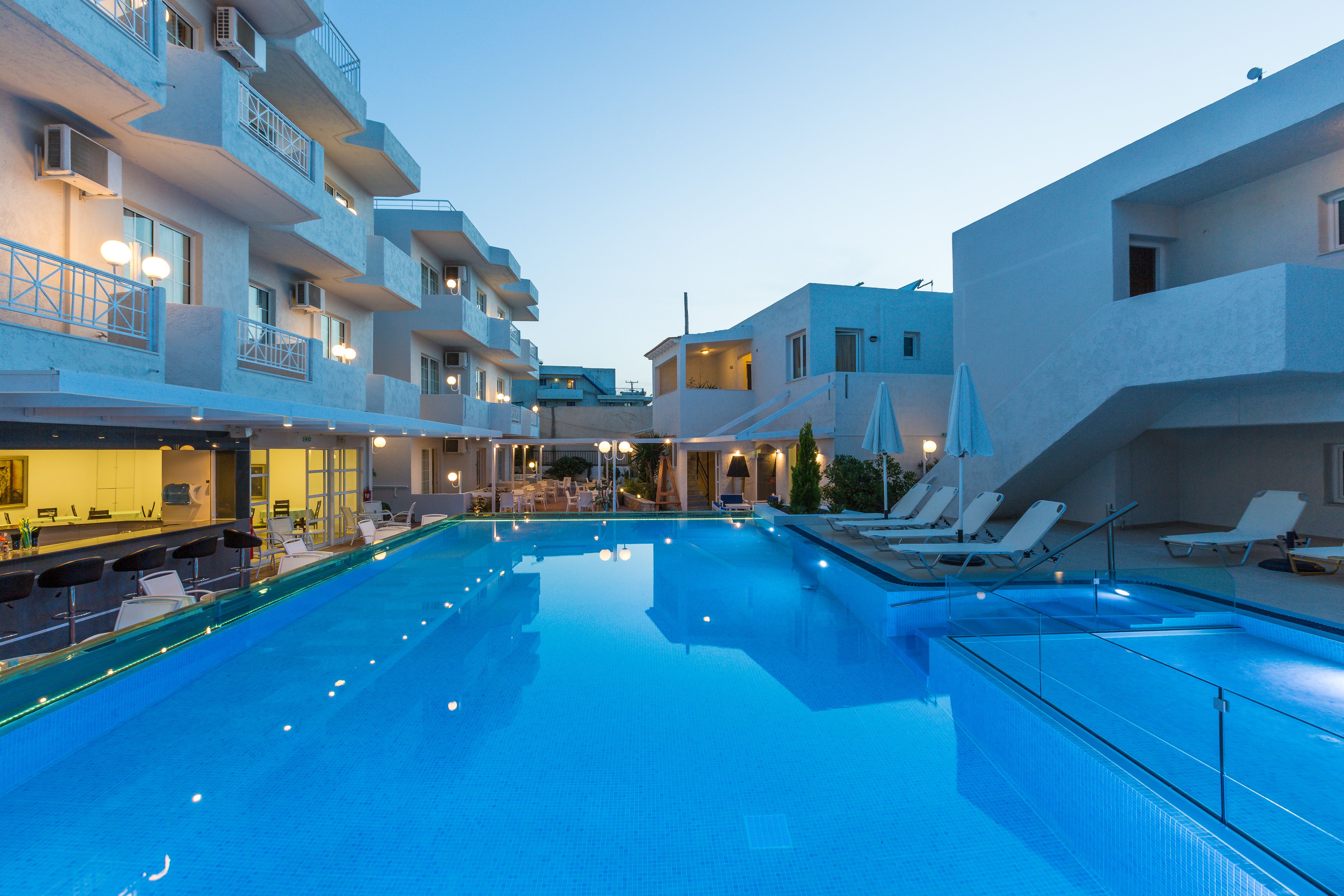 Piscina deschisă