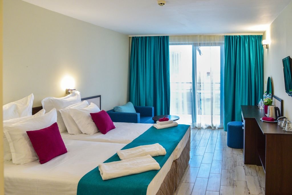 Large Standard Room 