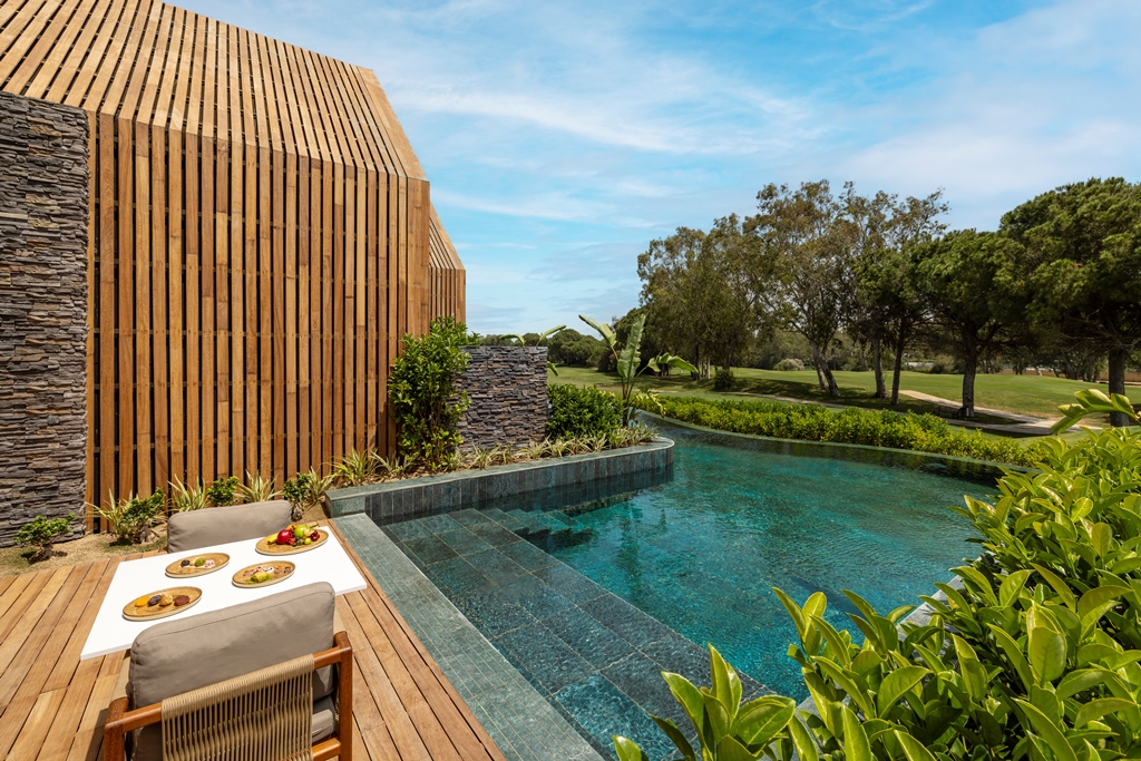 Lagoon Suite