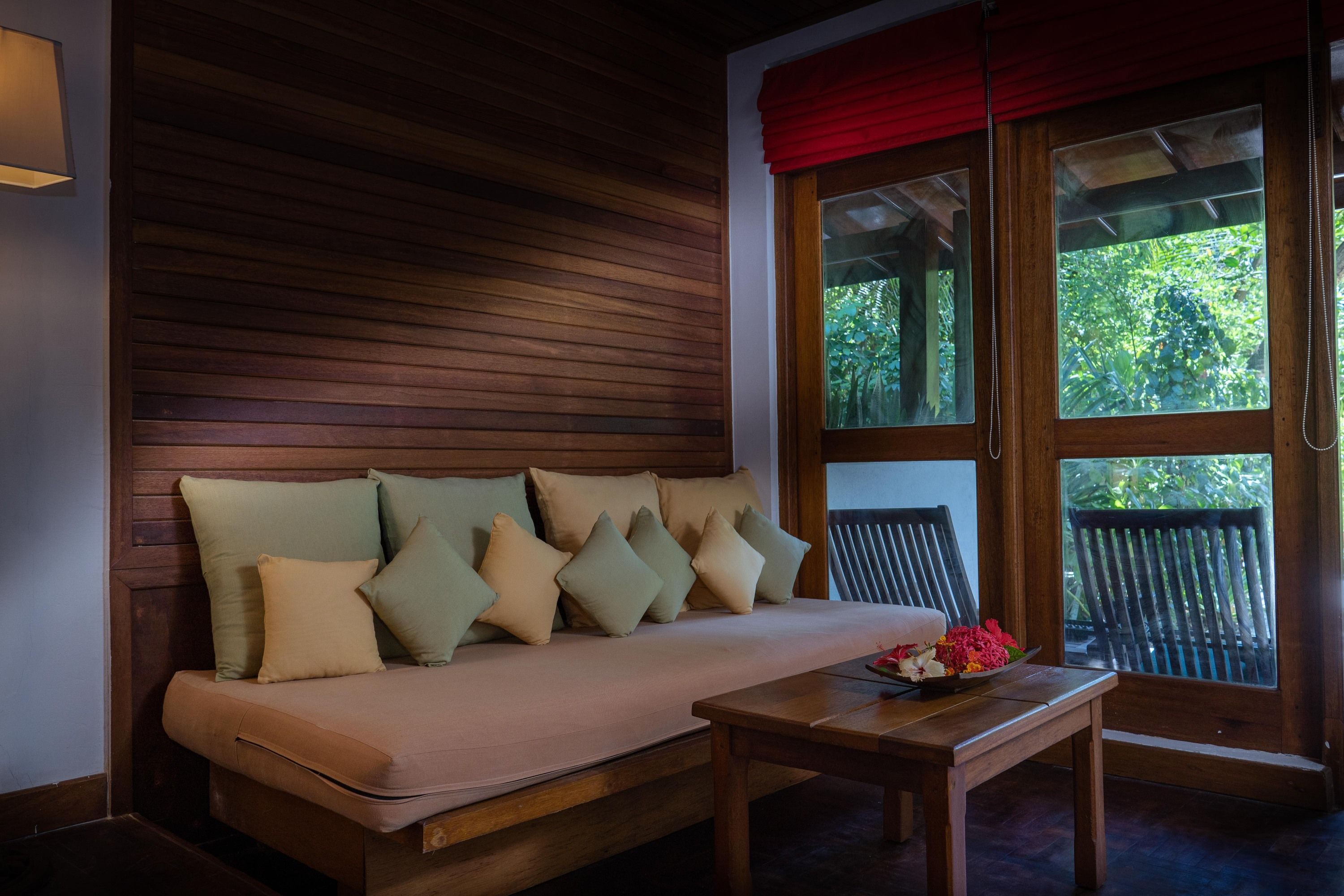 Reethi Sunrise Villa