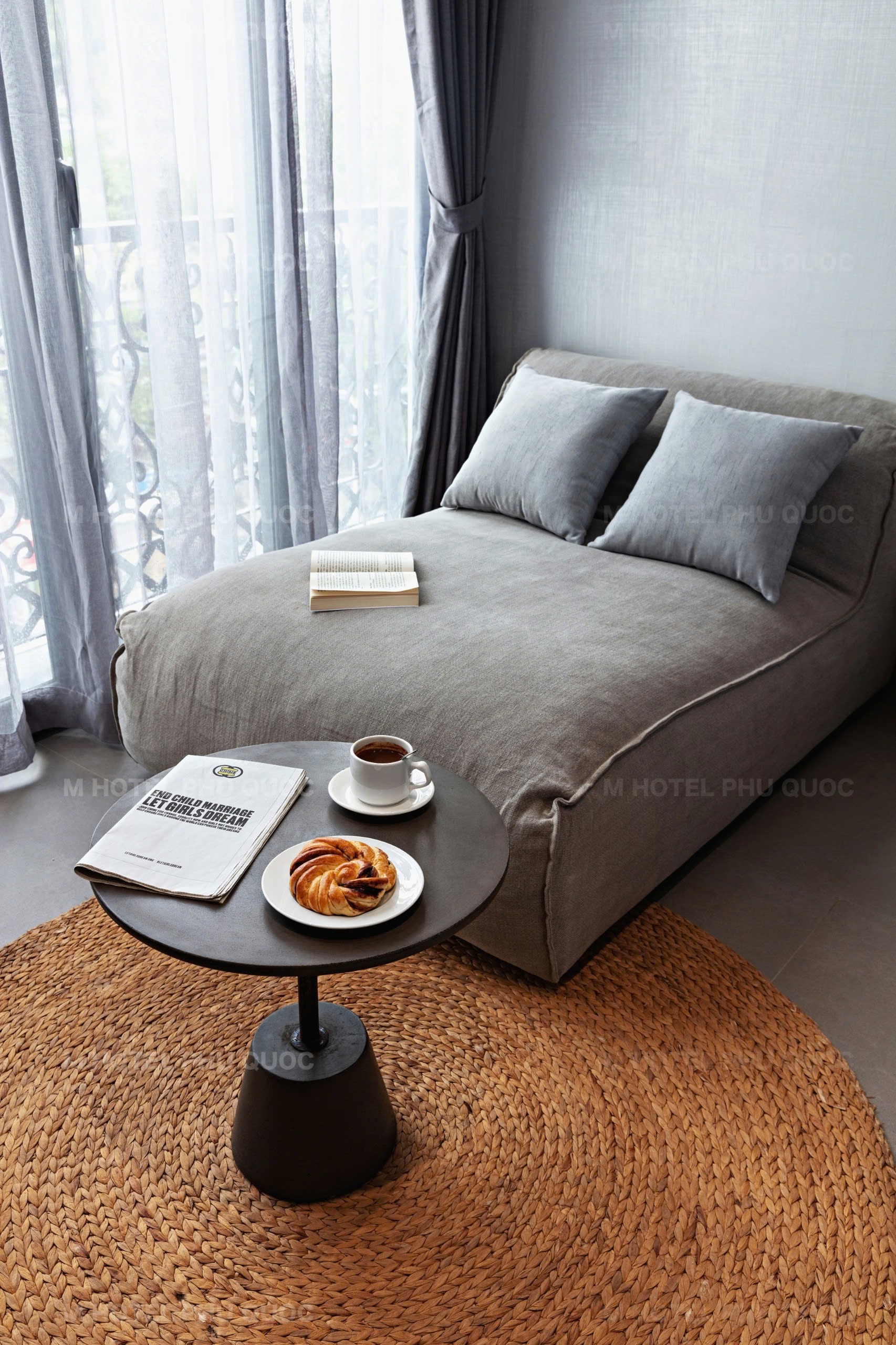  DELUXE DOUBLE SUITE WITH BALCONY
