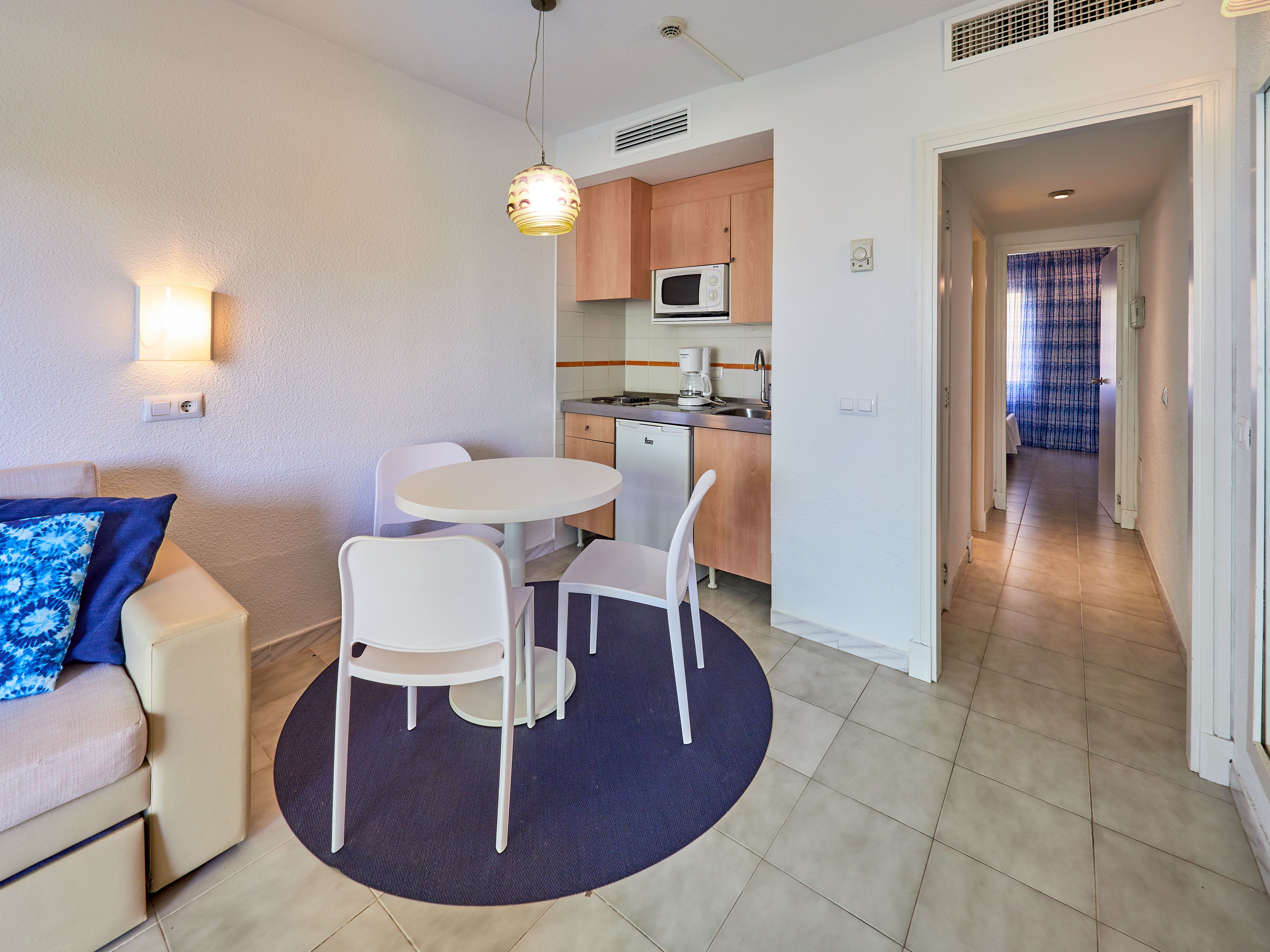 A1 - APARTMENT ONE BEDROOM (BALCONY OR TERRACE)