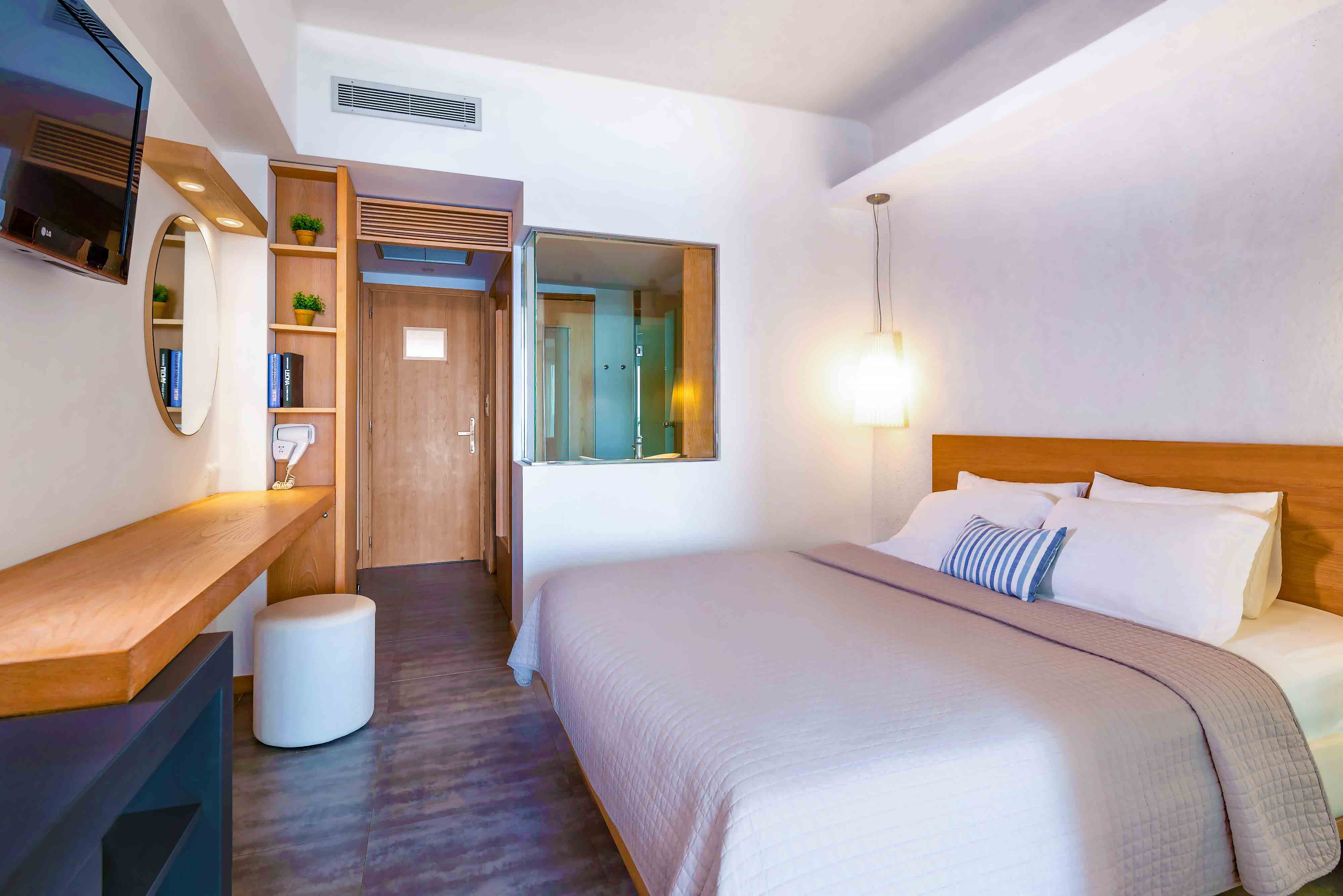 FAMILY SUITE SLIDING DOOR SV