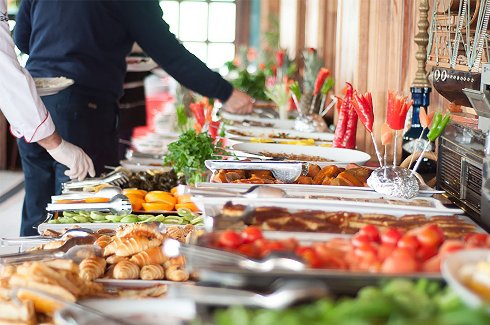 MAIN RESTAURANT