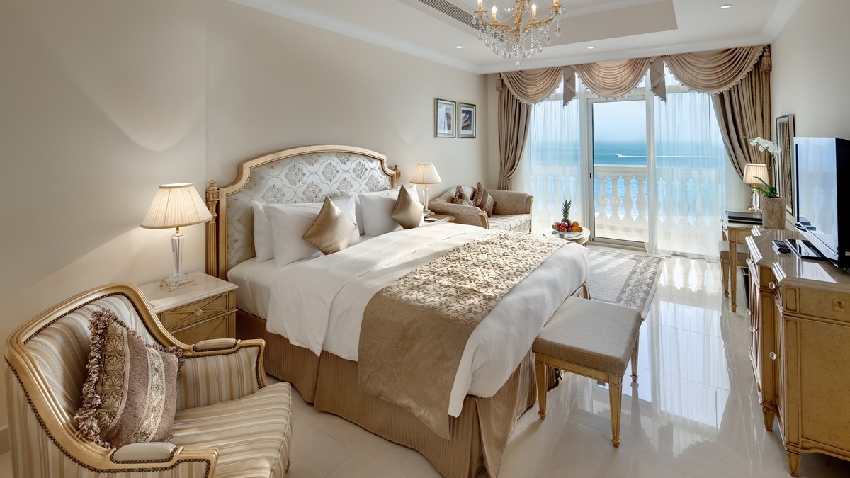 3 BEDROOM FAMILY SUITE