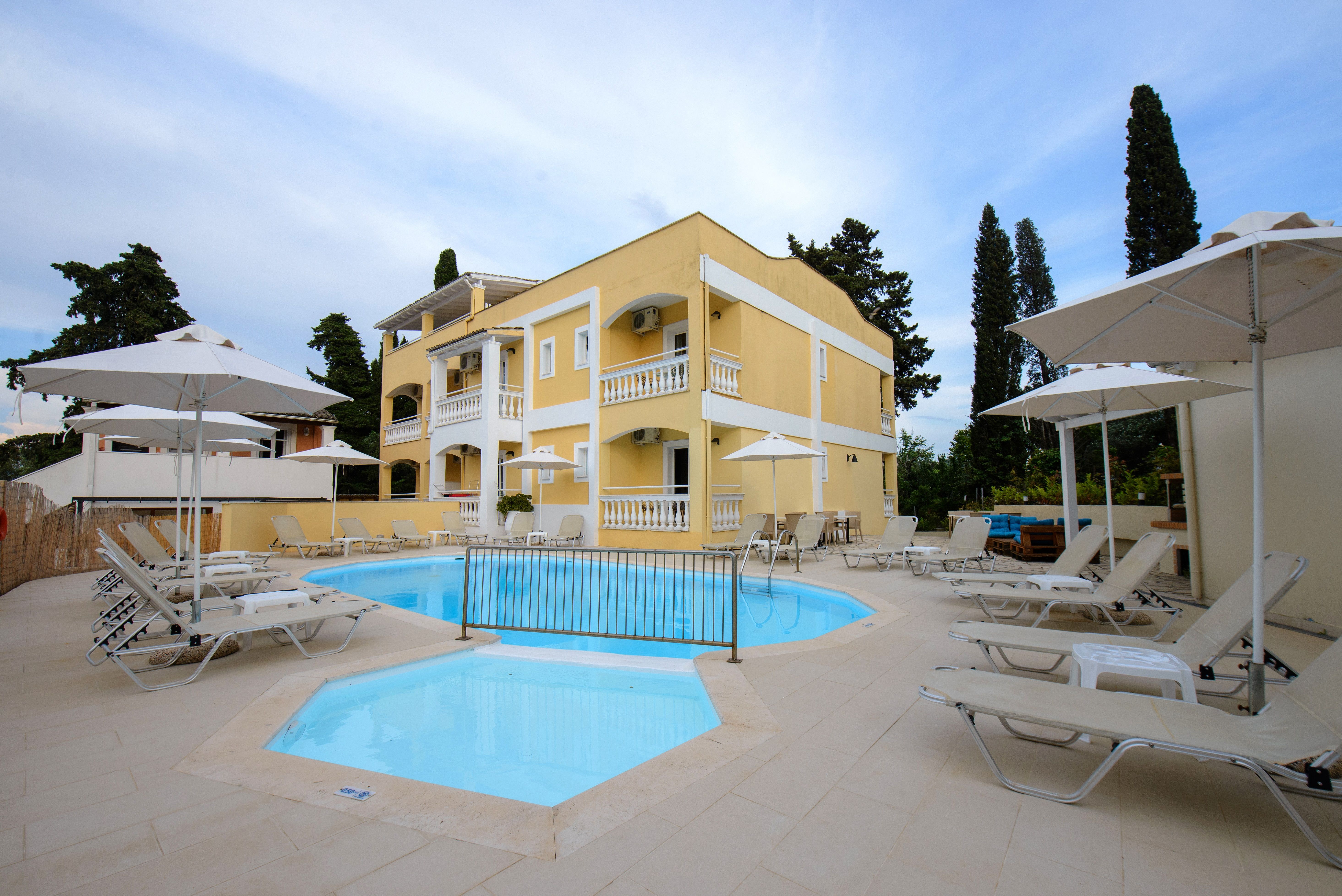 Piscina deschisă