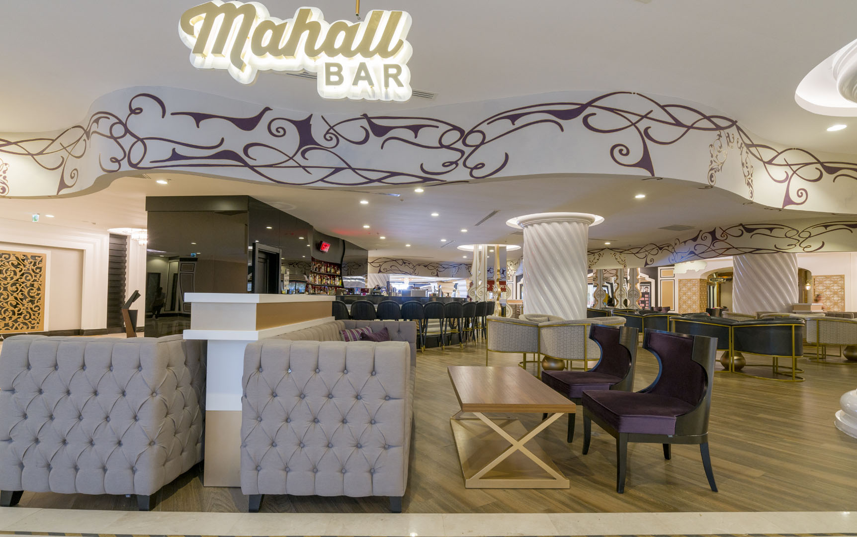 MAHALL BAR