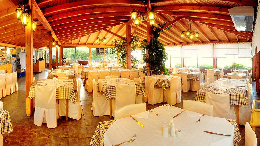 BEACH SIDE RESTAURANT