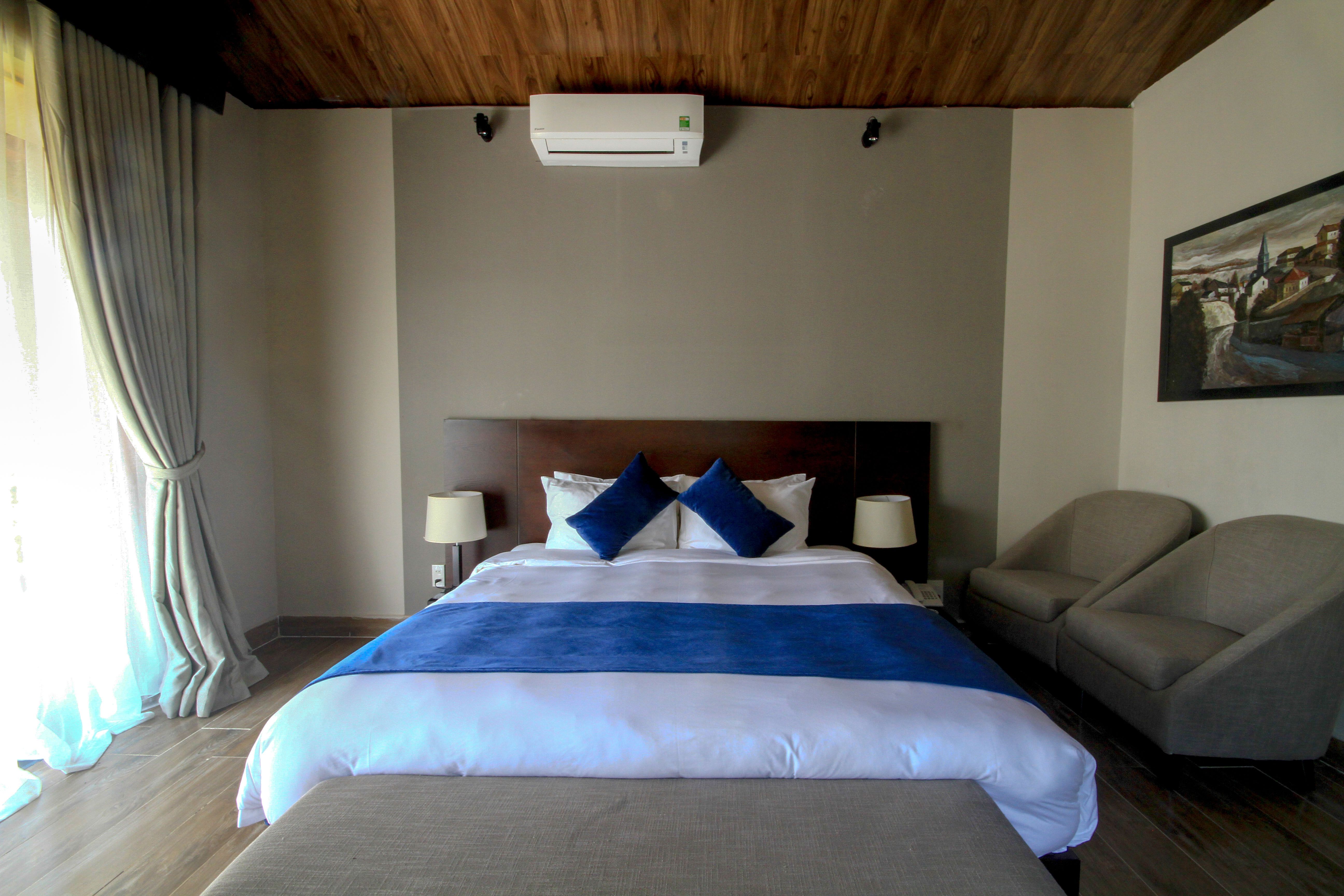DELUXE VILLA