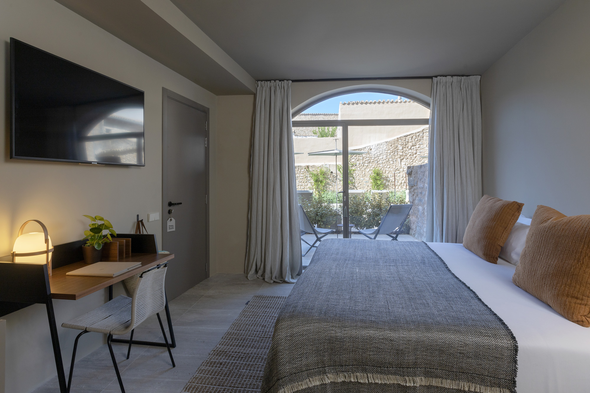 Double or Twin DELUXE WITH TERRACE
