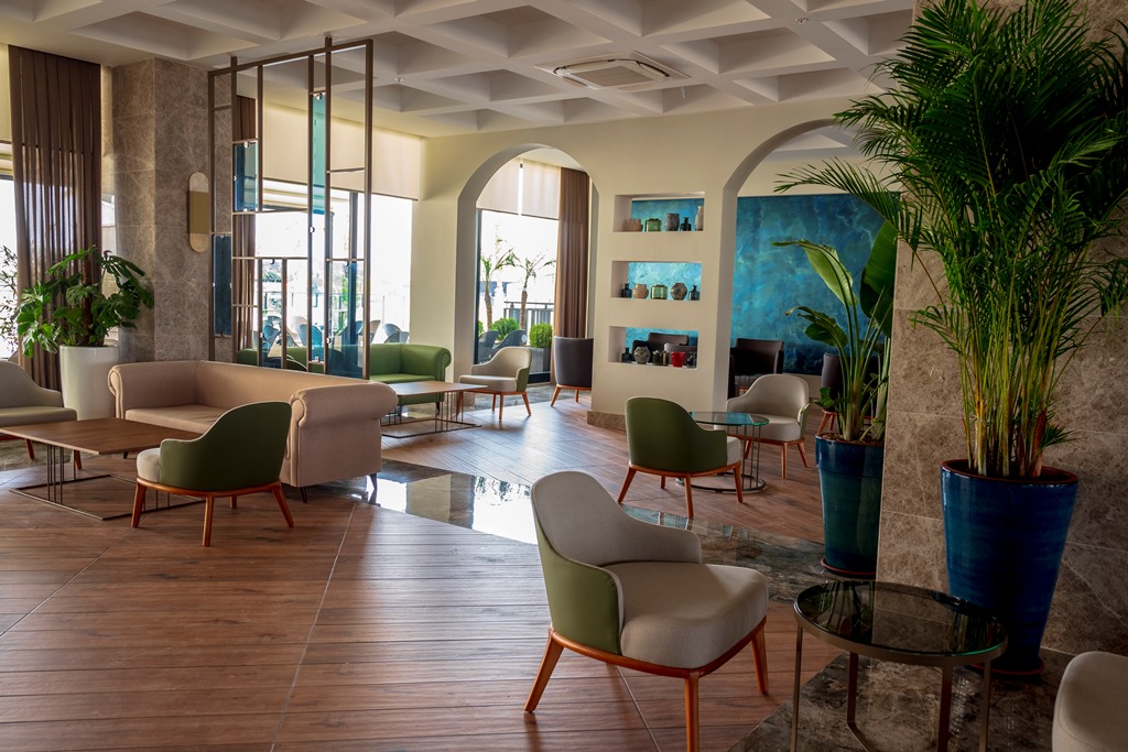 Lobby Bar