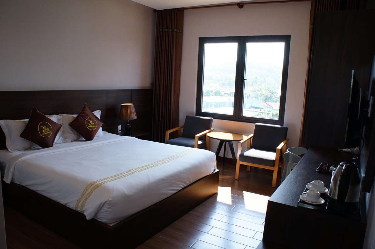 SUPERIOR DOUBLE/TWIN ROOM CITY VIEW