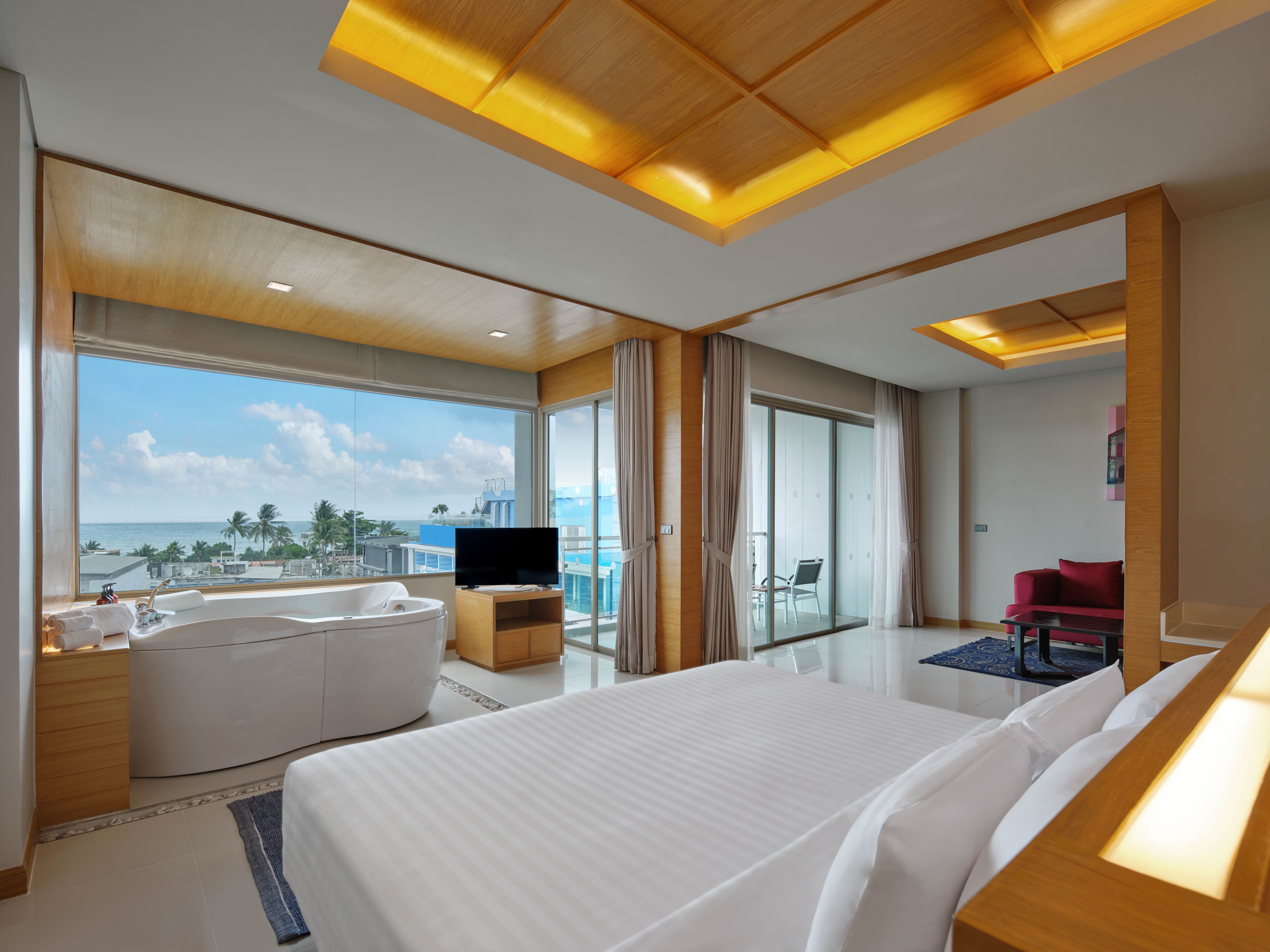 Sea View Suite