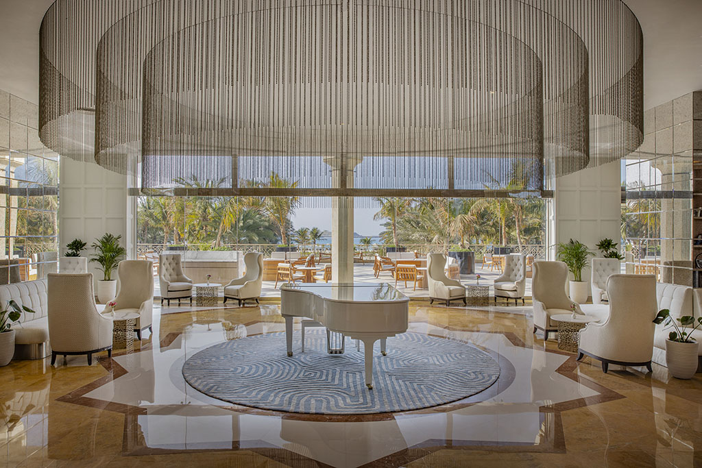 Camelia Lounge