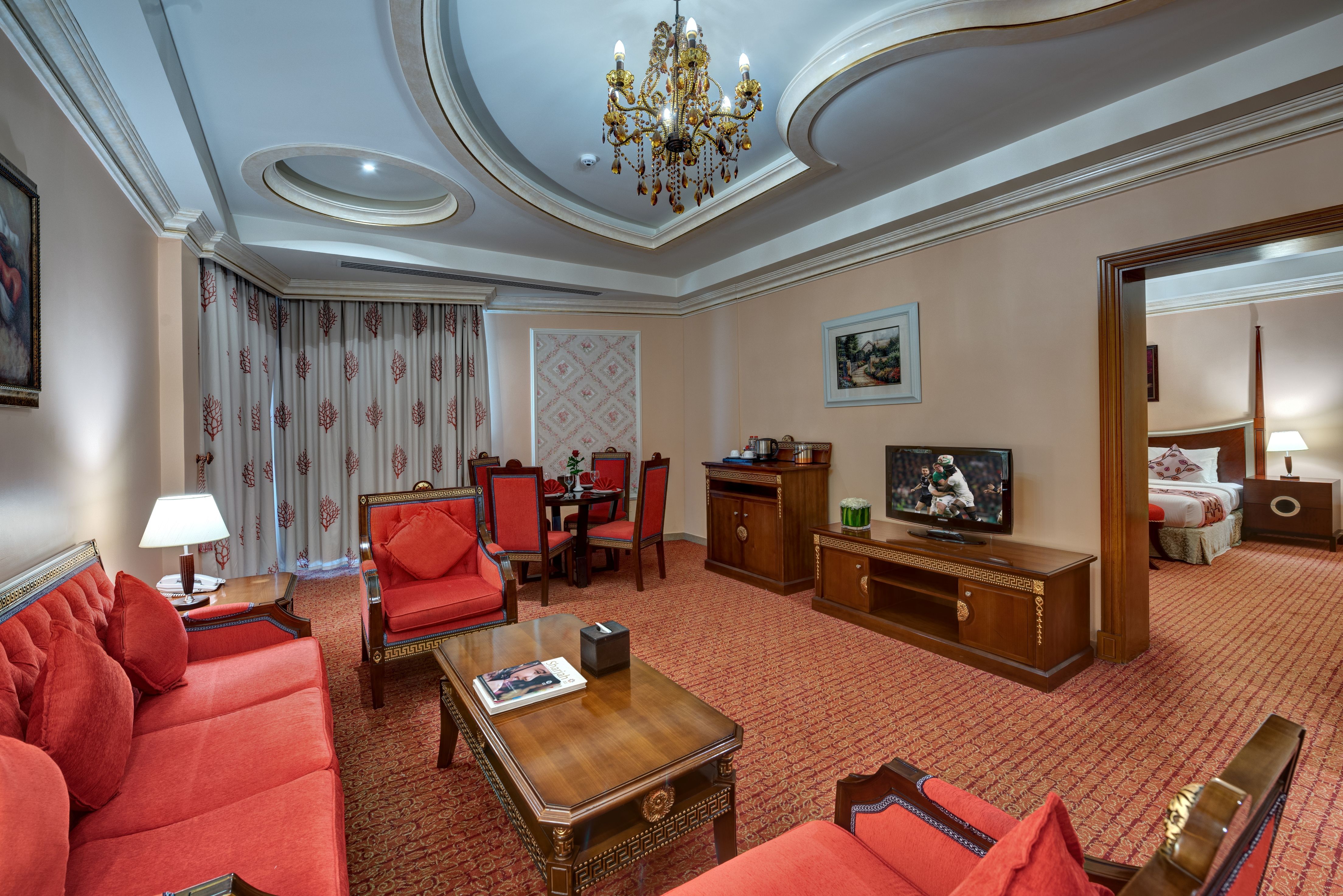 EXECUTIVE SUITE