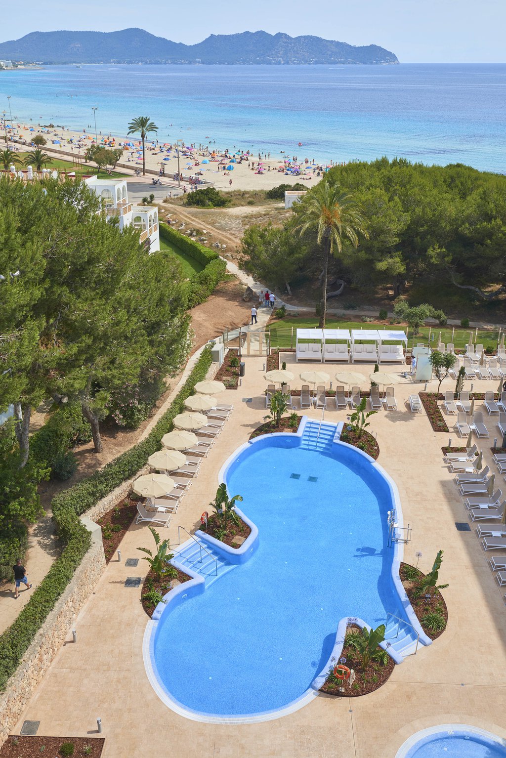 Piscina deschisă