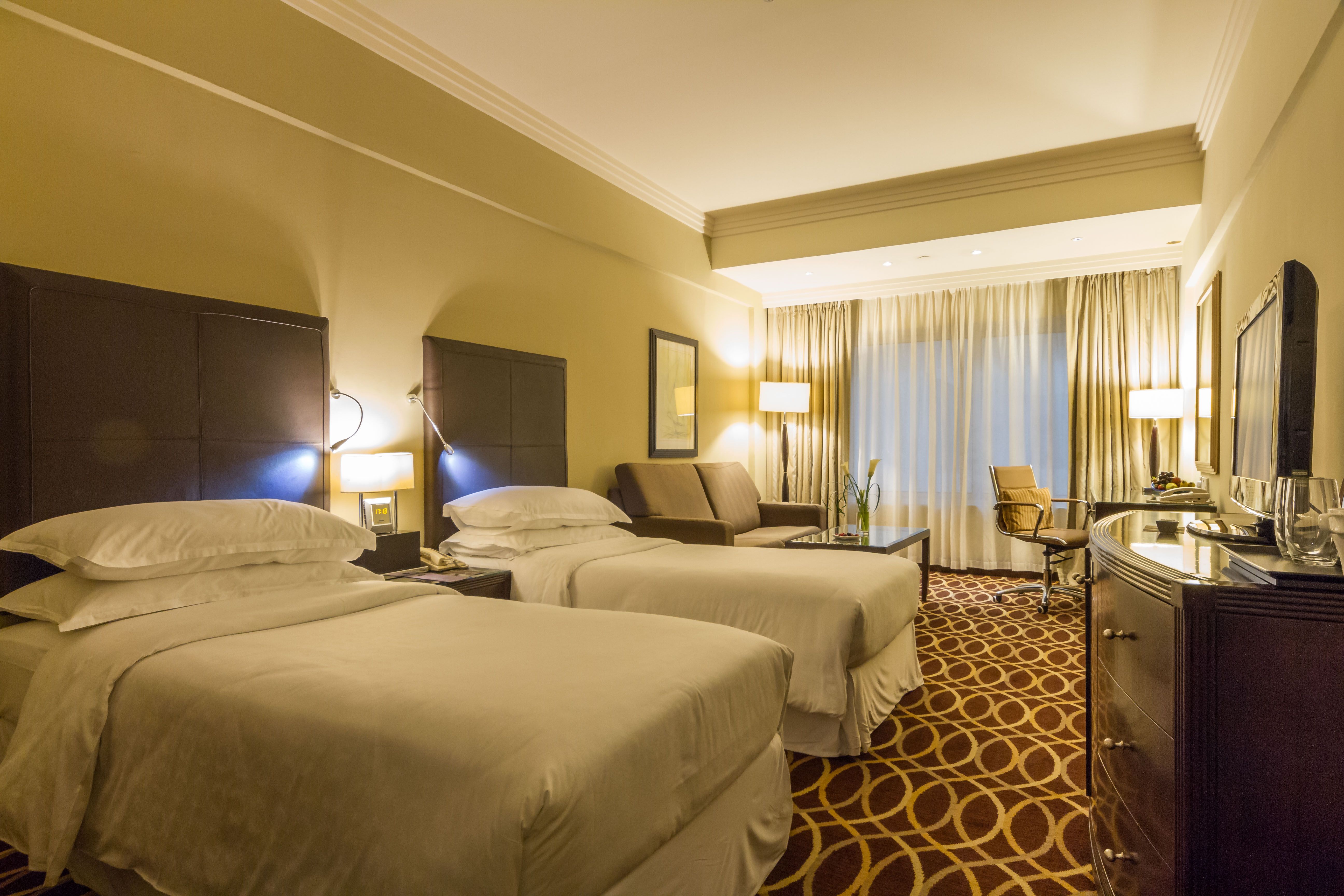 CLASSIC ROOM relax and enjoy your stay in thirty square meters space designed to feel just like home Each room features a king or twin size beds invites you to tuck in for a good sleep generous working desk wirless internet access flat screen TV air cond