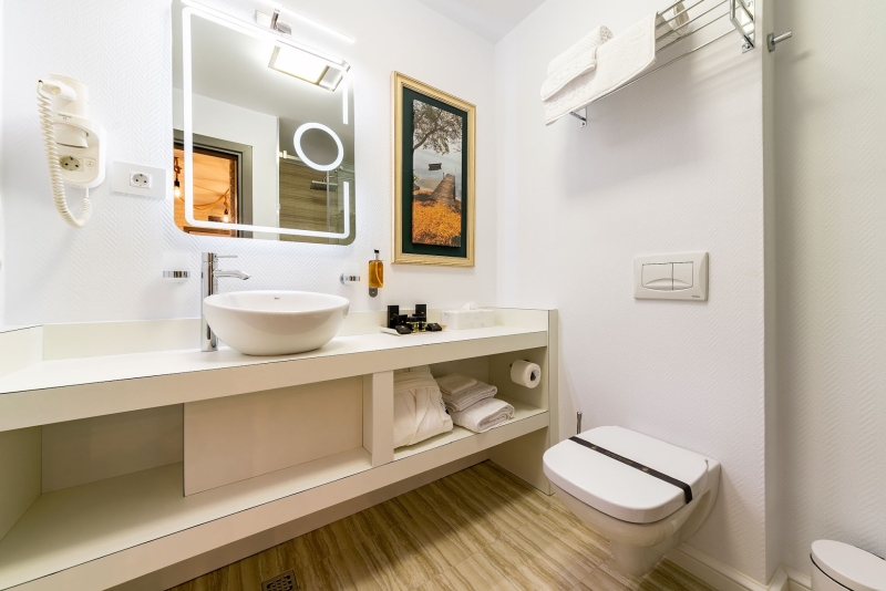 Amyntas Deluxe cu balcon