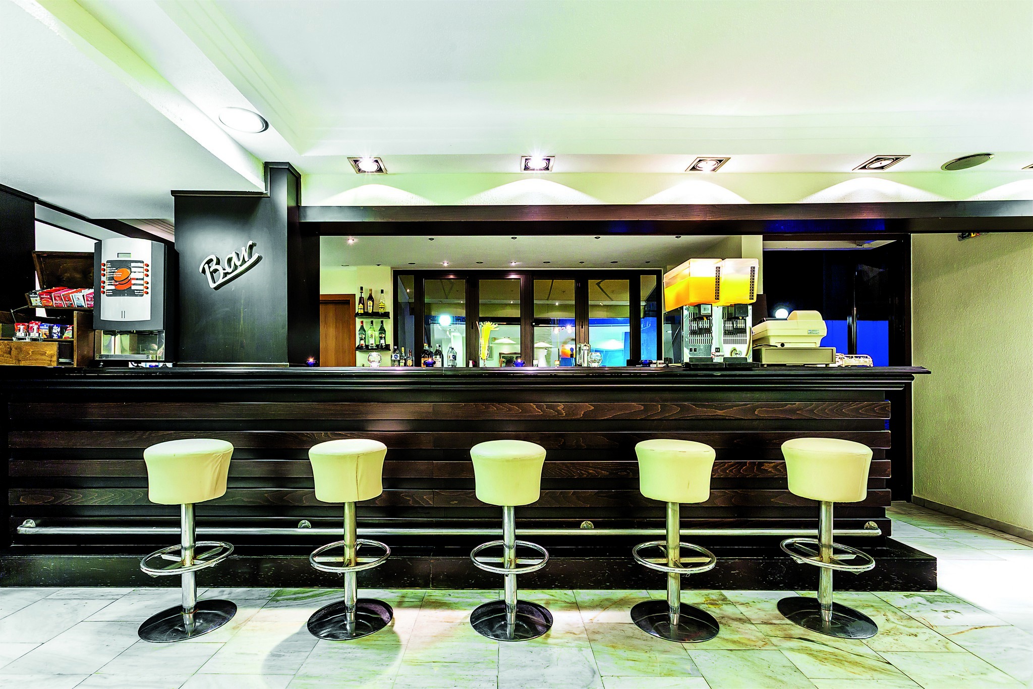 Lobby Bar
