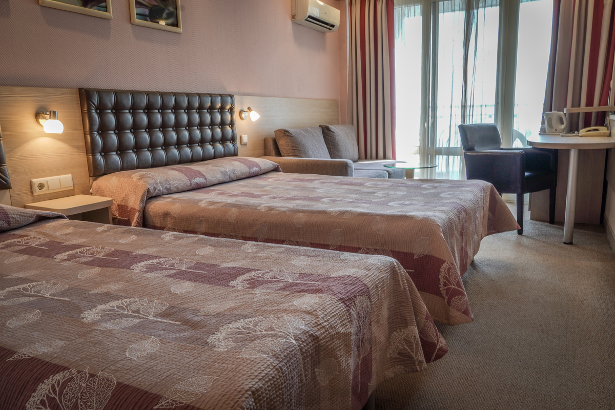 SINGLE W.CHILD STANDARD ROOM (BALCONY OR TERRACE)