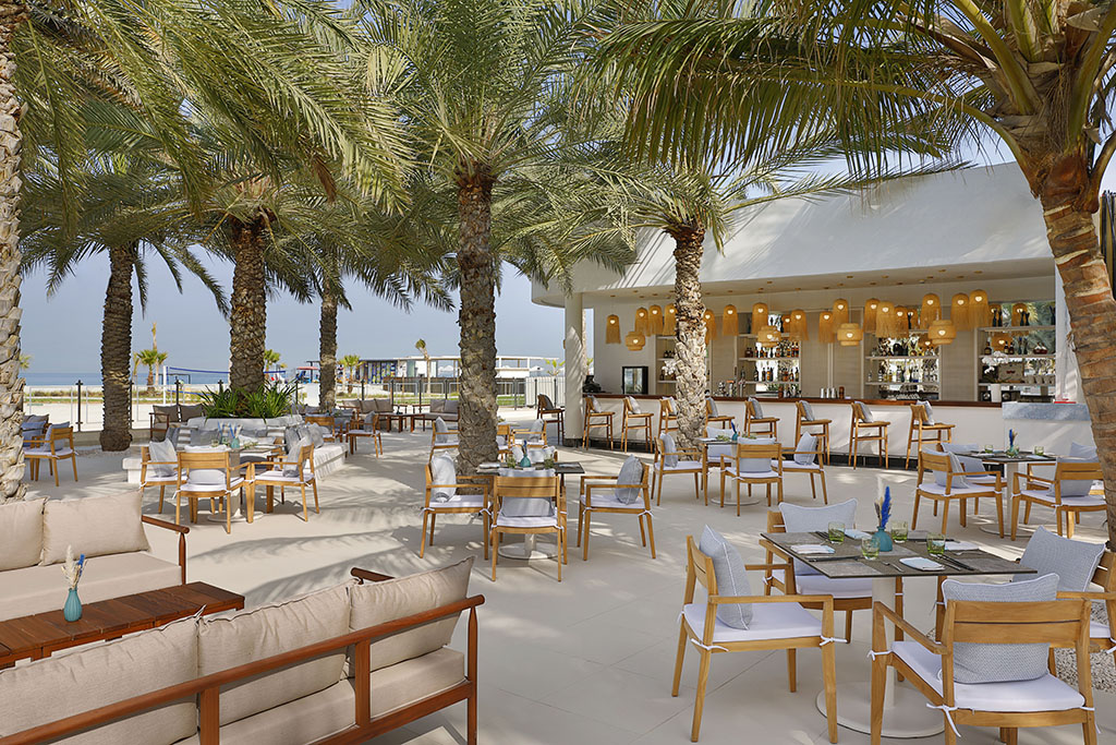 Sunset Beach Lounge