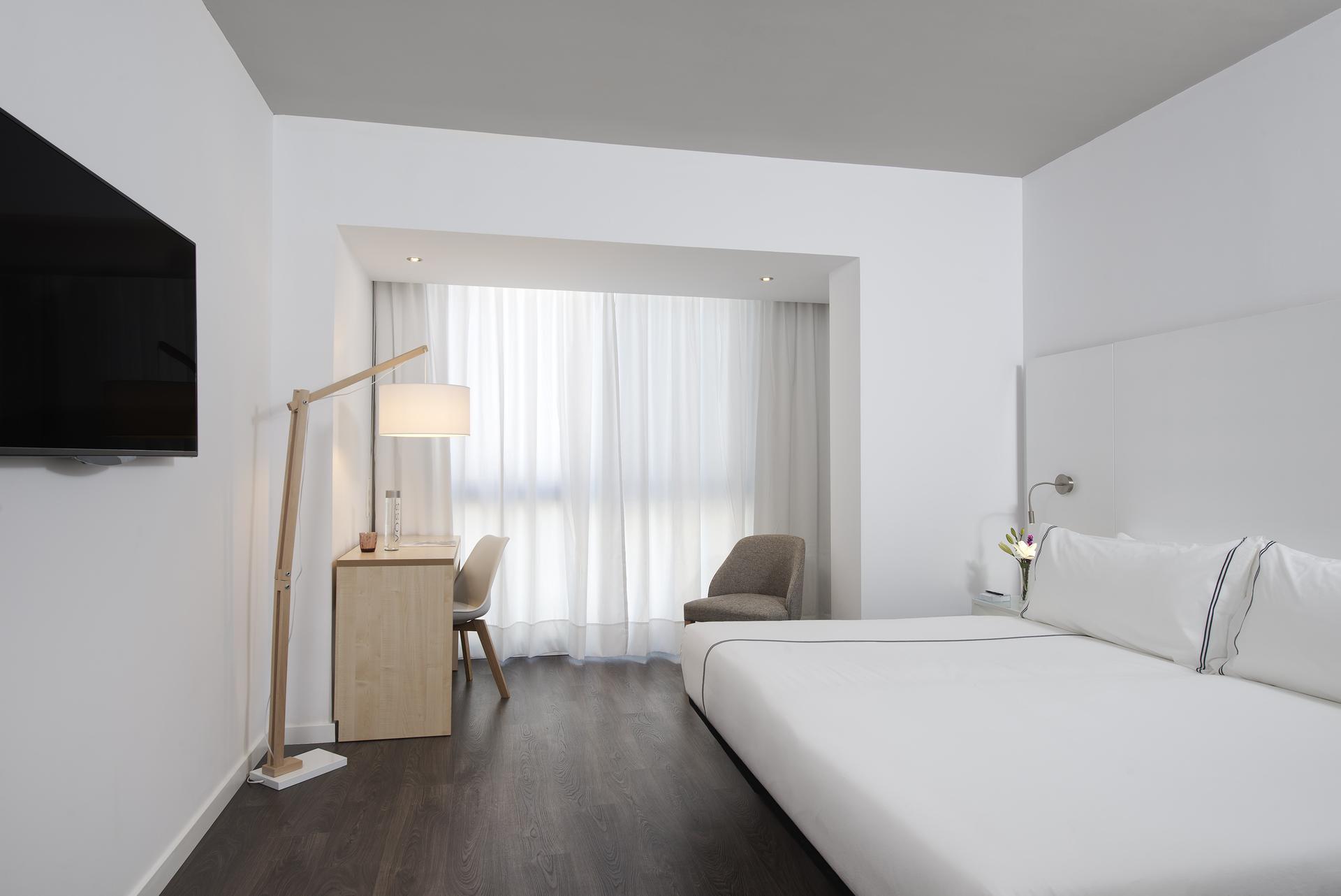 DOUBLE INNSIDE GUESTROOM