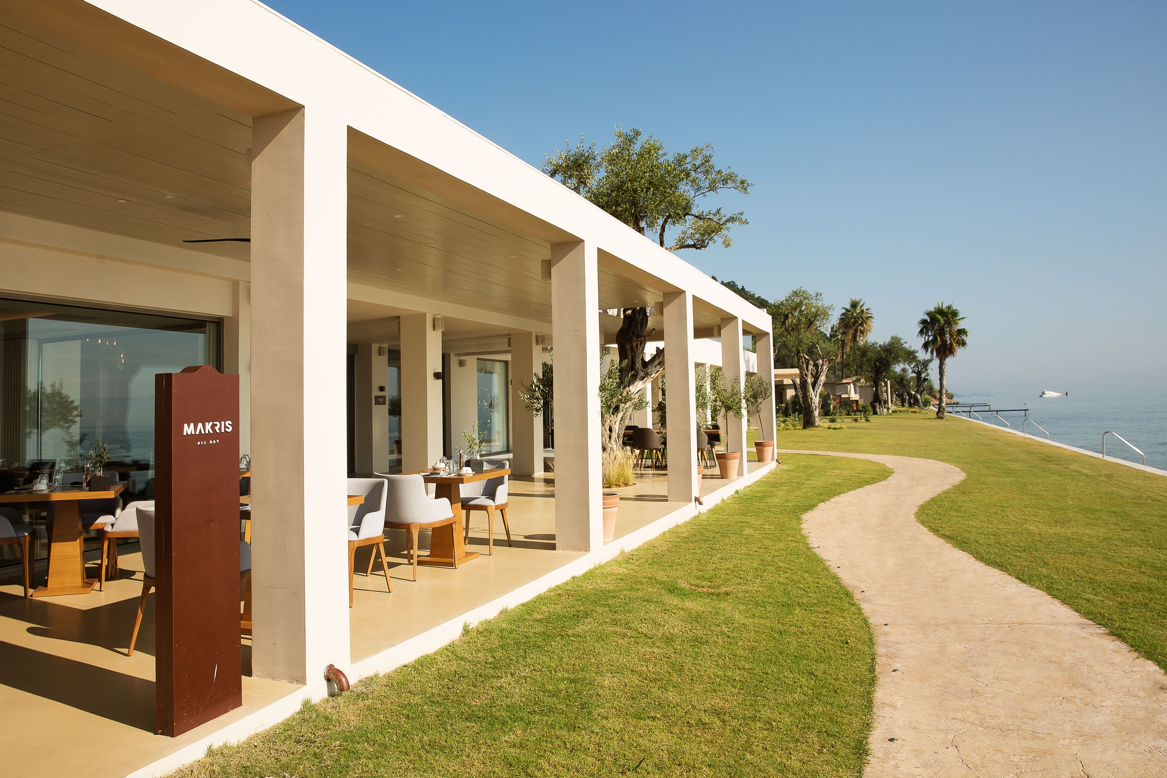 Makris Gastronomy Restaurant