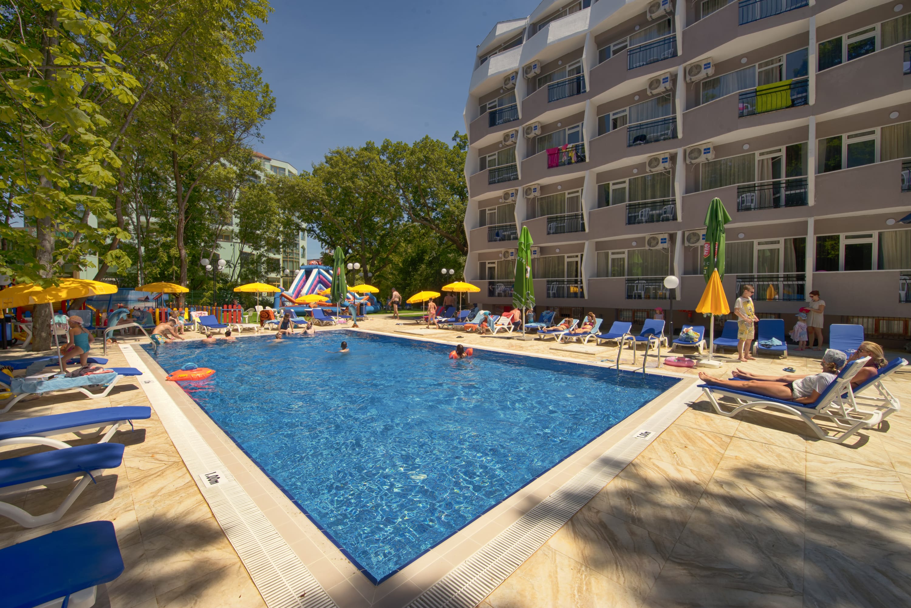 Piscina deschisă