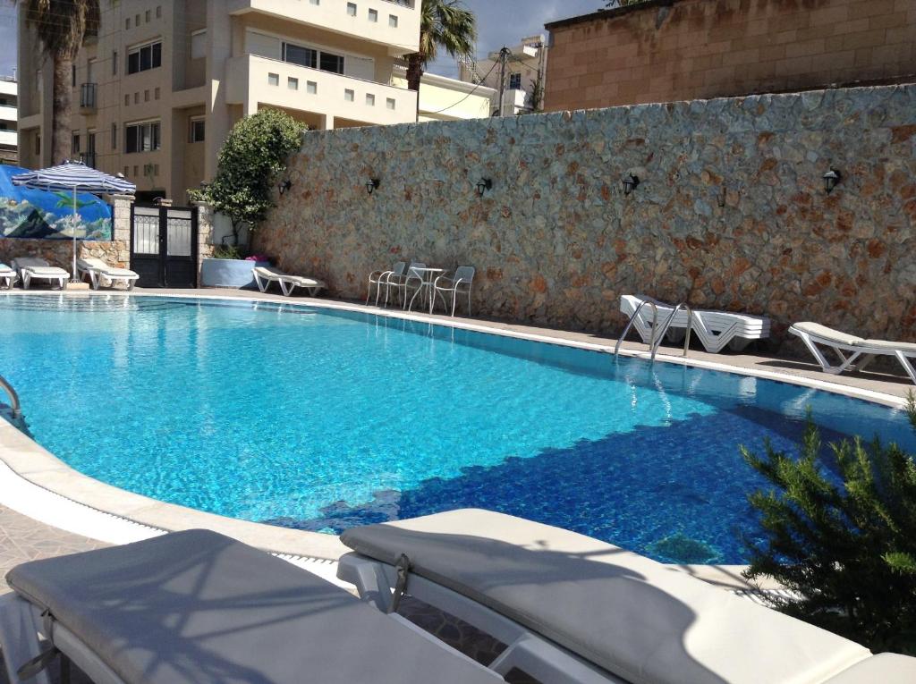 Piscina deschisă
