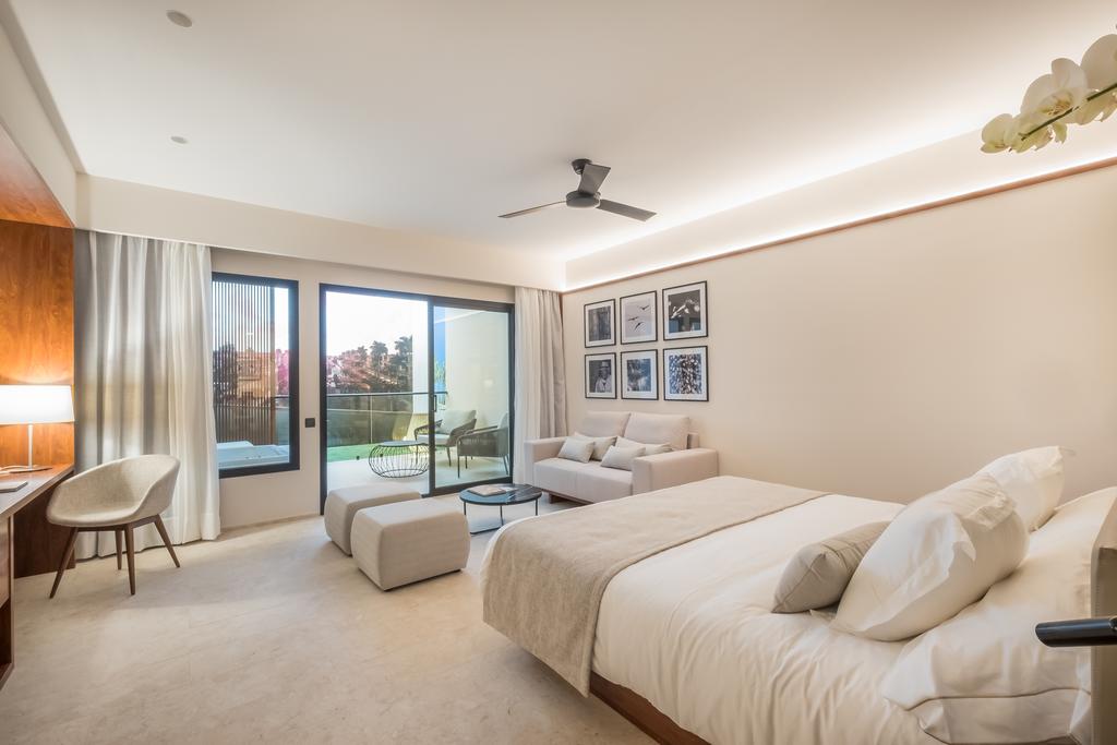 PREMIUM GARDEN VIEW
