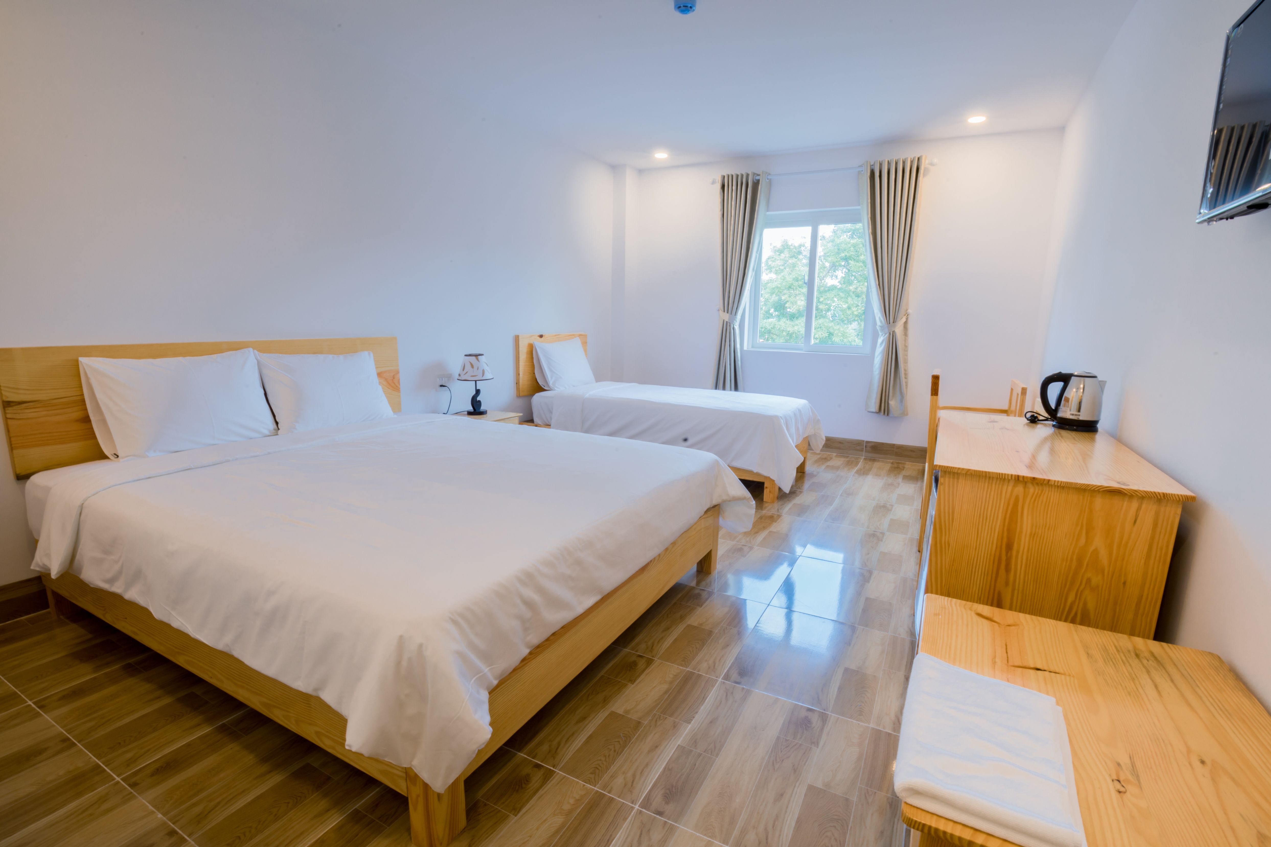 ROOM SUPERIOR TRIPLE CITY VIEW 