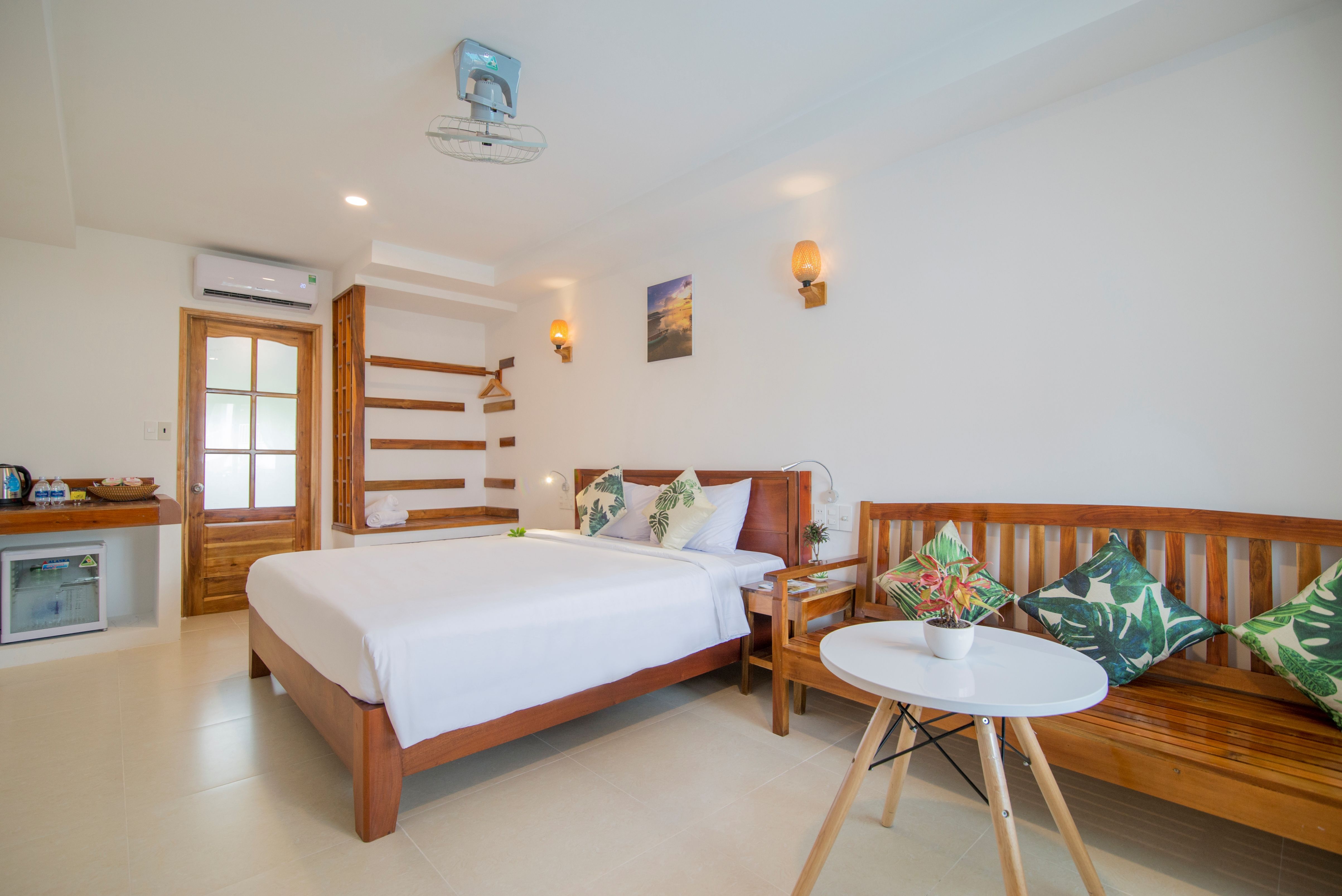 DELUXE SEAVIEW WITH BALCONY