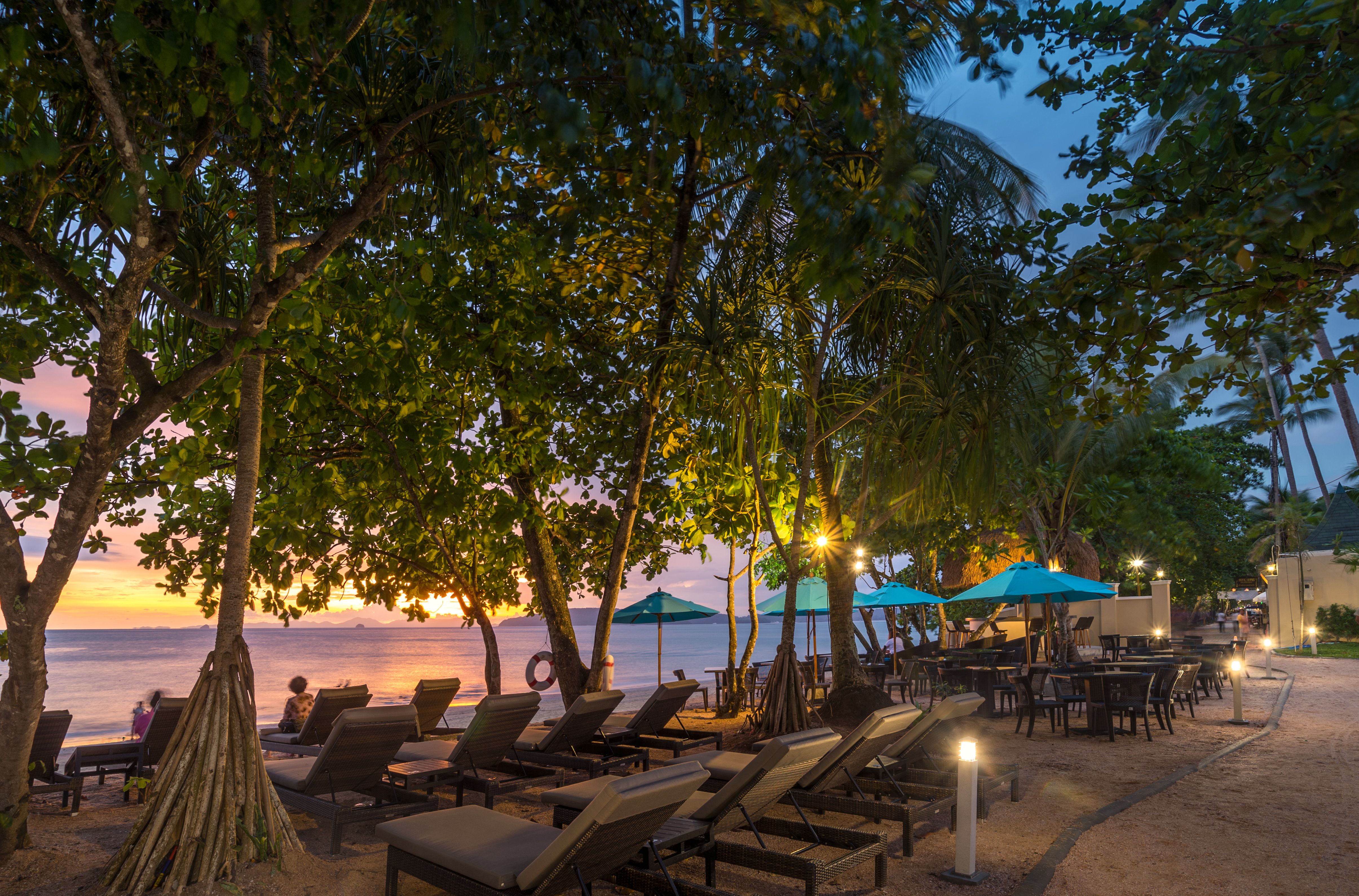SANDS BEACH CLUB/ RESTAURANT/ BAR 