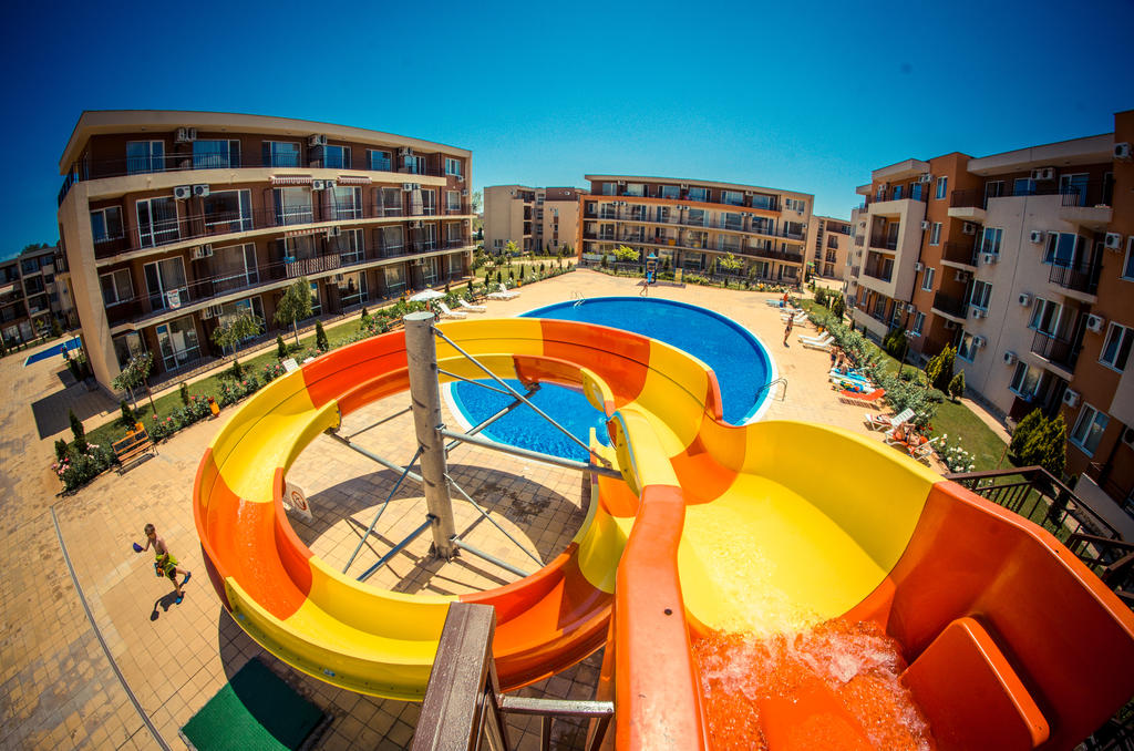 Piscina deschisă