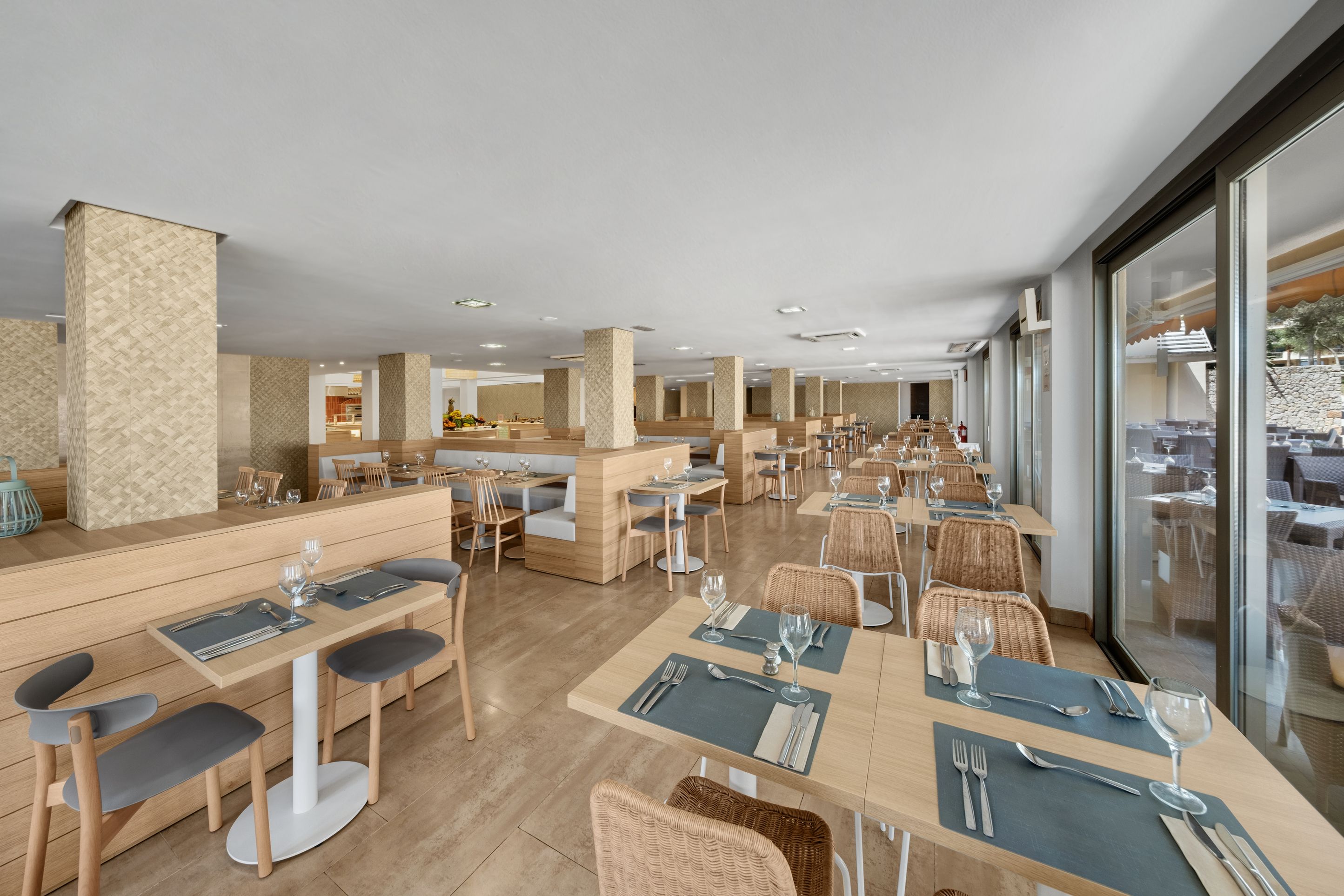 SES VOLTES RESTAURANT