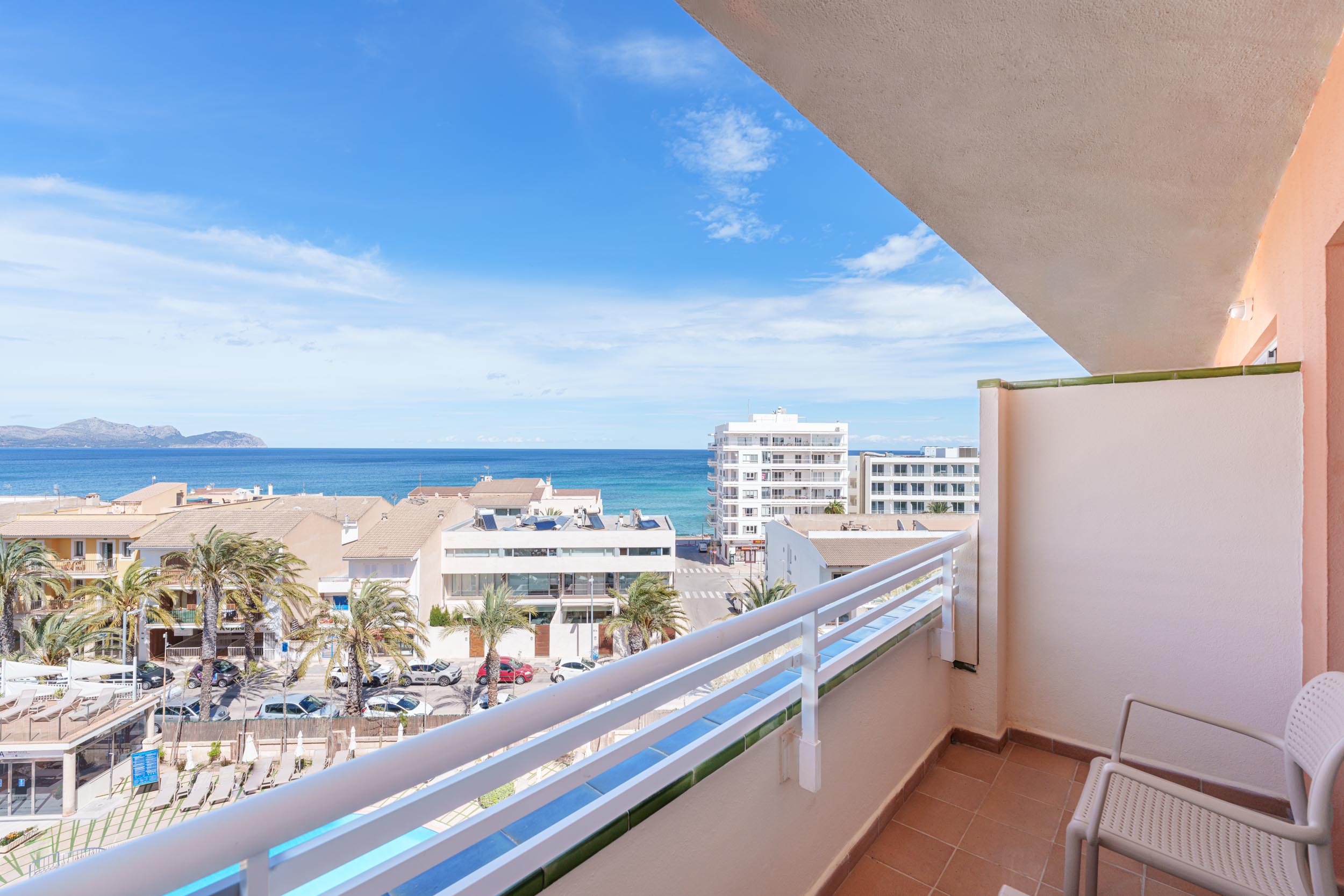 DOUBLE SEAVIEW  (BALCONY OR TERRACE)