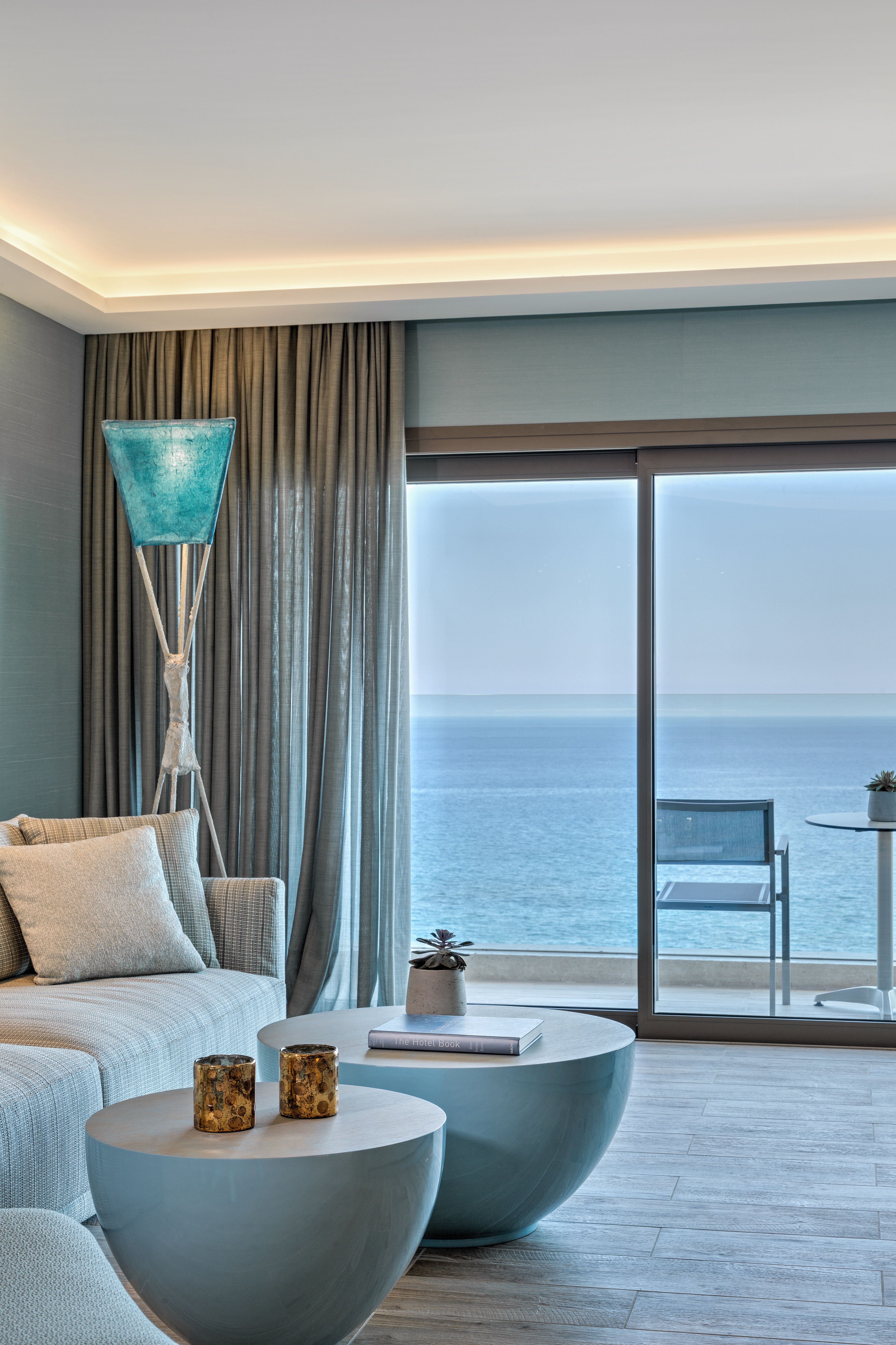 Sea View Deluxe Suite