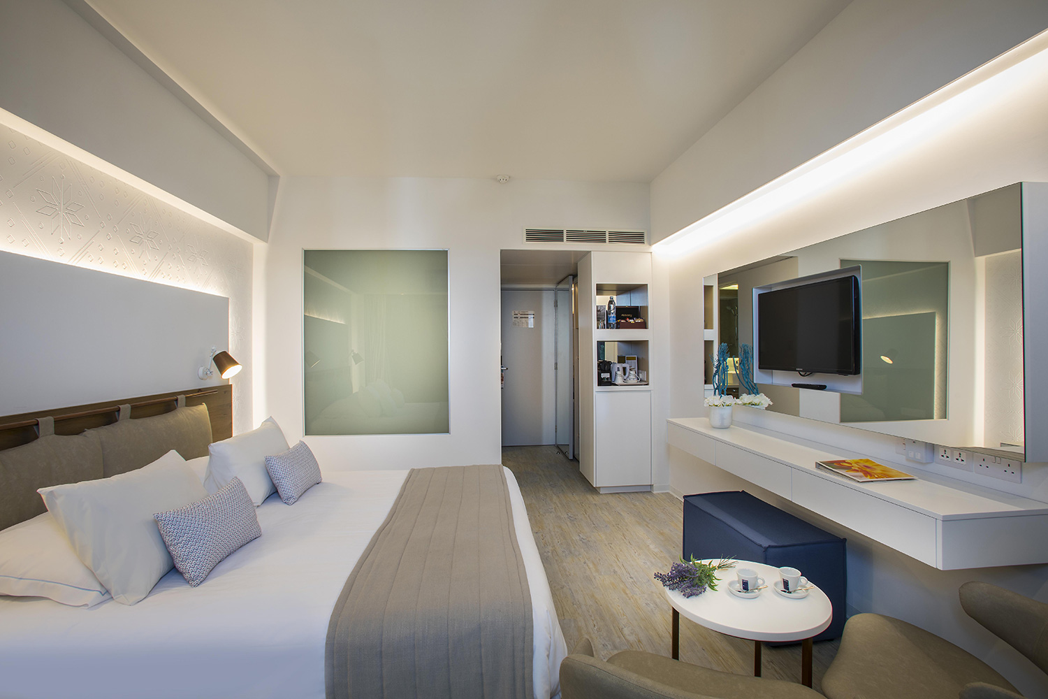 Premium Room (LateralSeaView, Balcony or Terrace)