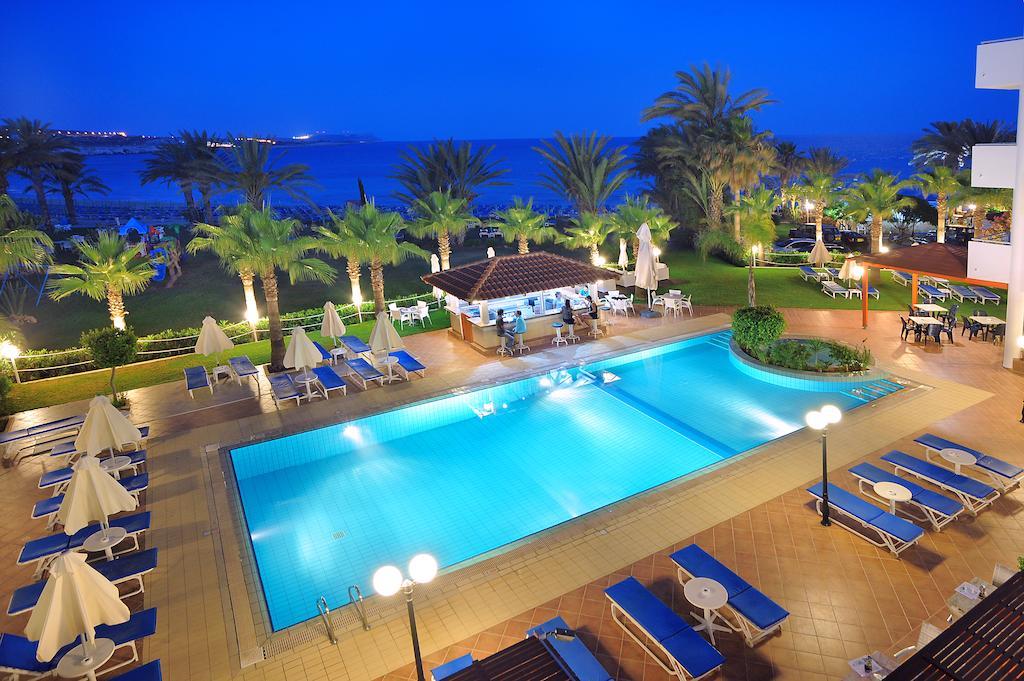 Piscina deschisă