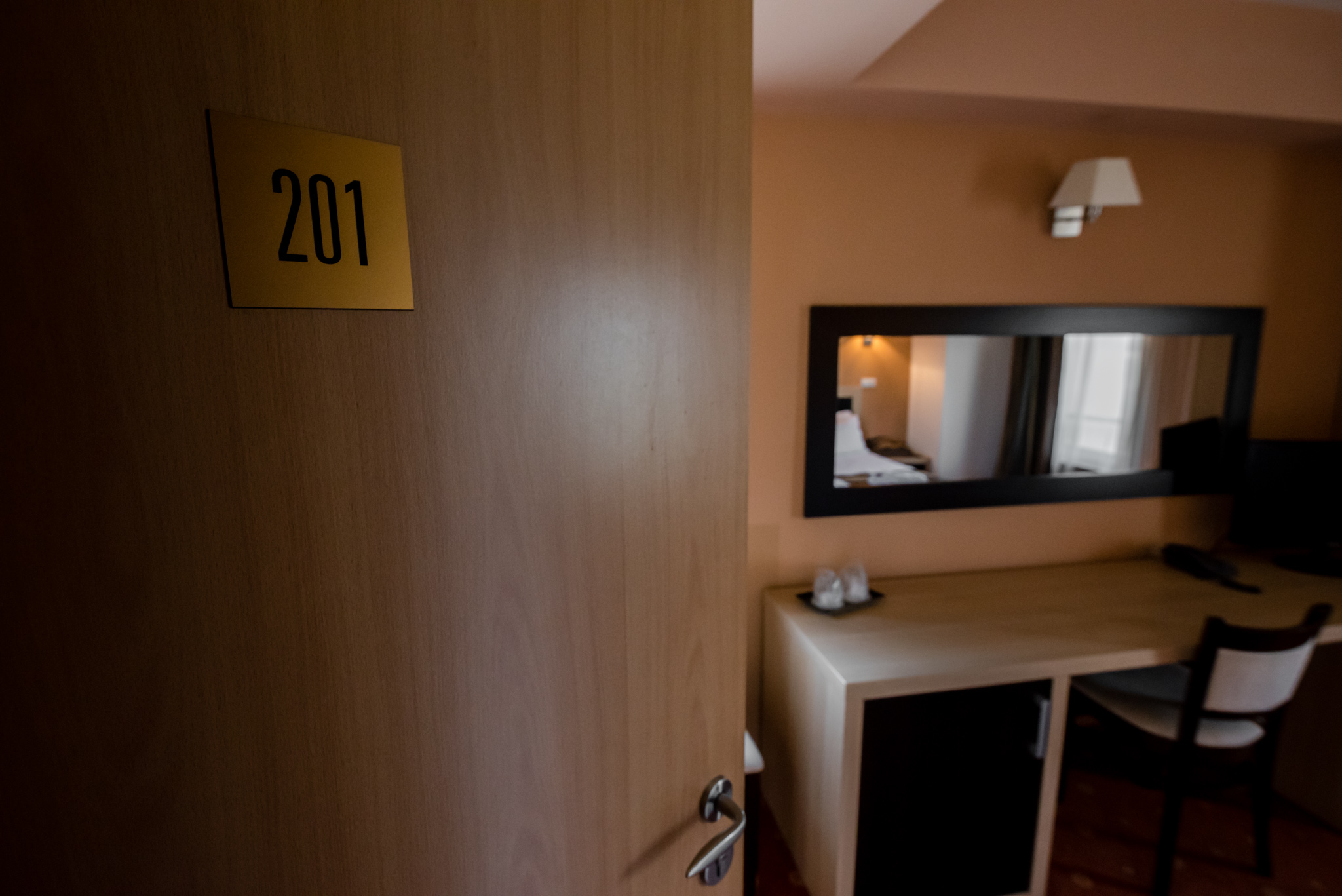 Business King Room