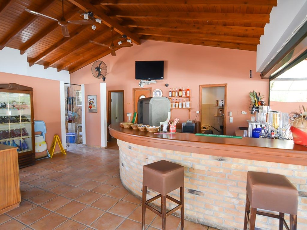 POOL BAR