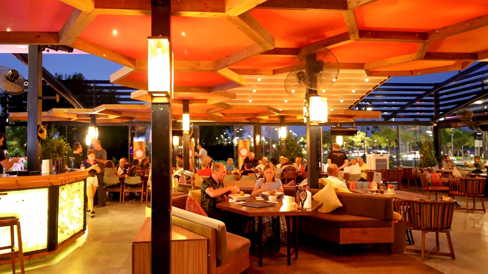SOCIAL POINT CAFE