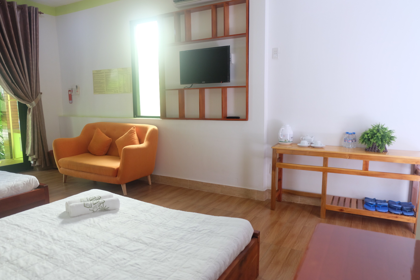 BUNGALOW TRIPLE DELUXE WITH TERRACE