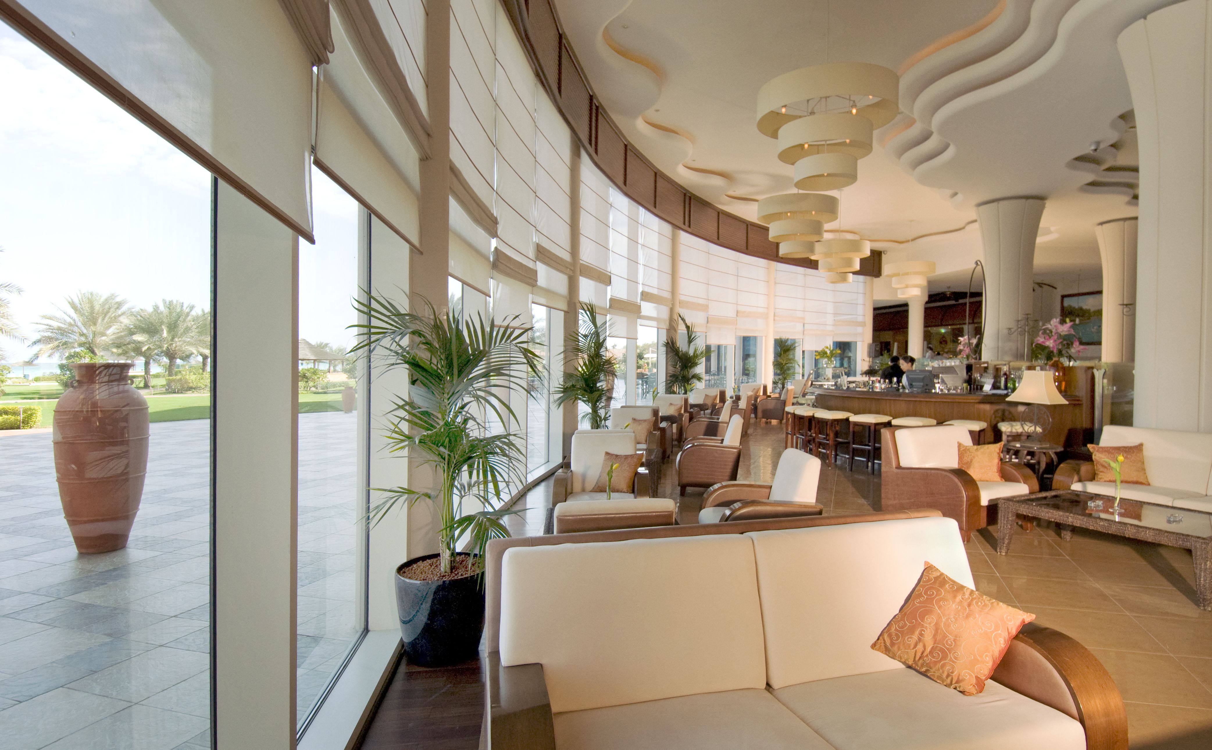C-view Cafe Lounge 