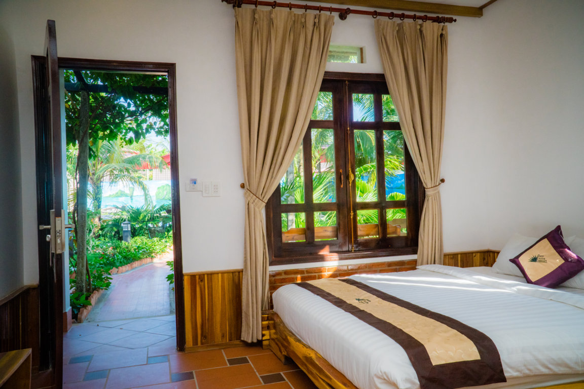 BUNGALOW POOL VIEW 