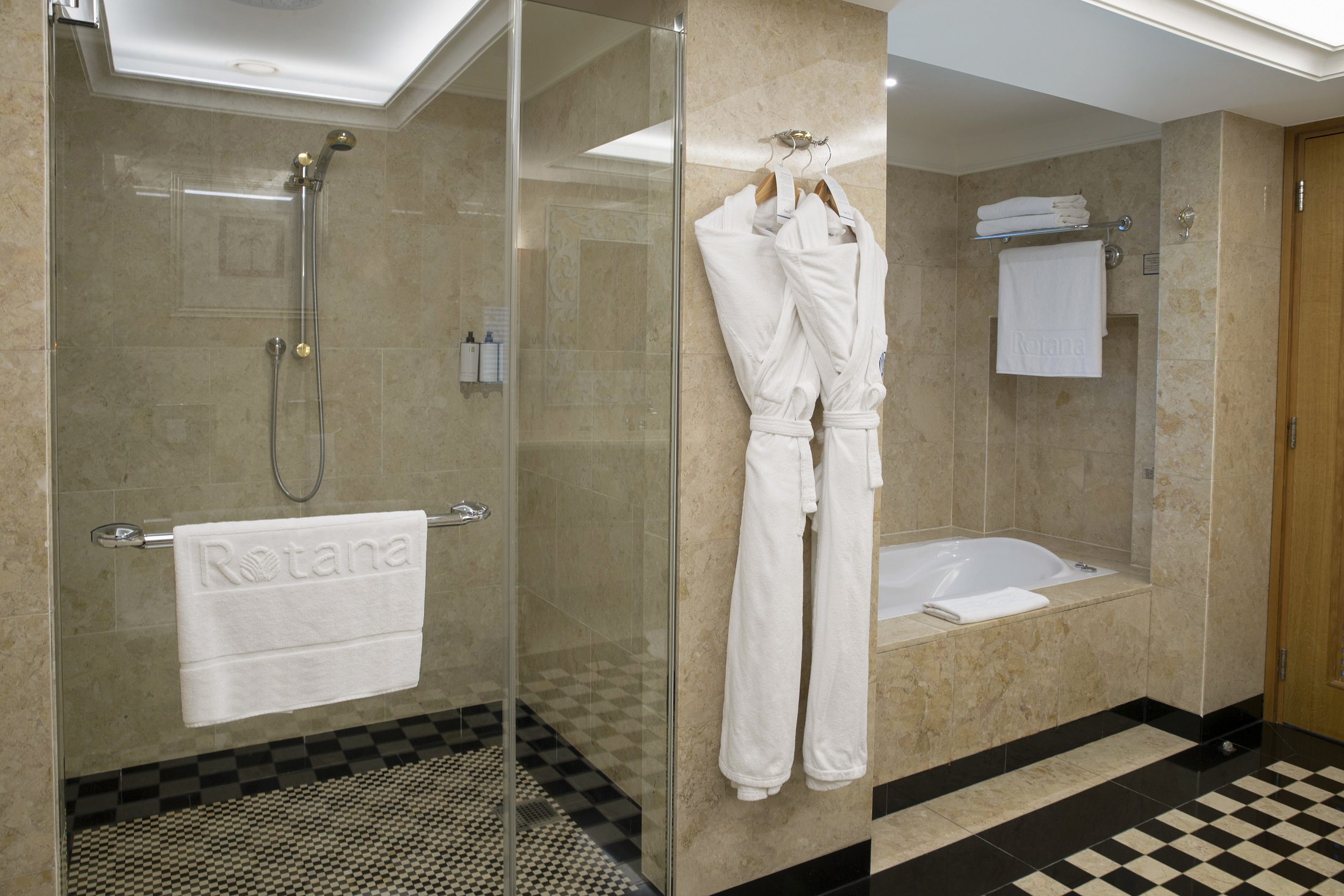 Sea View Suite with Balcony and Lounge Access